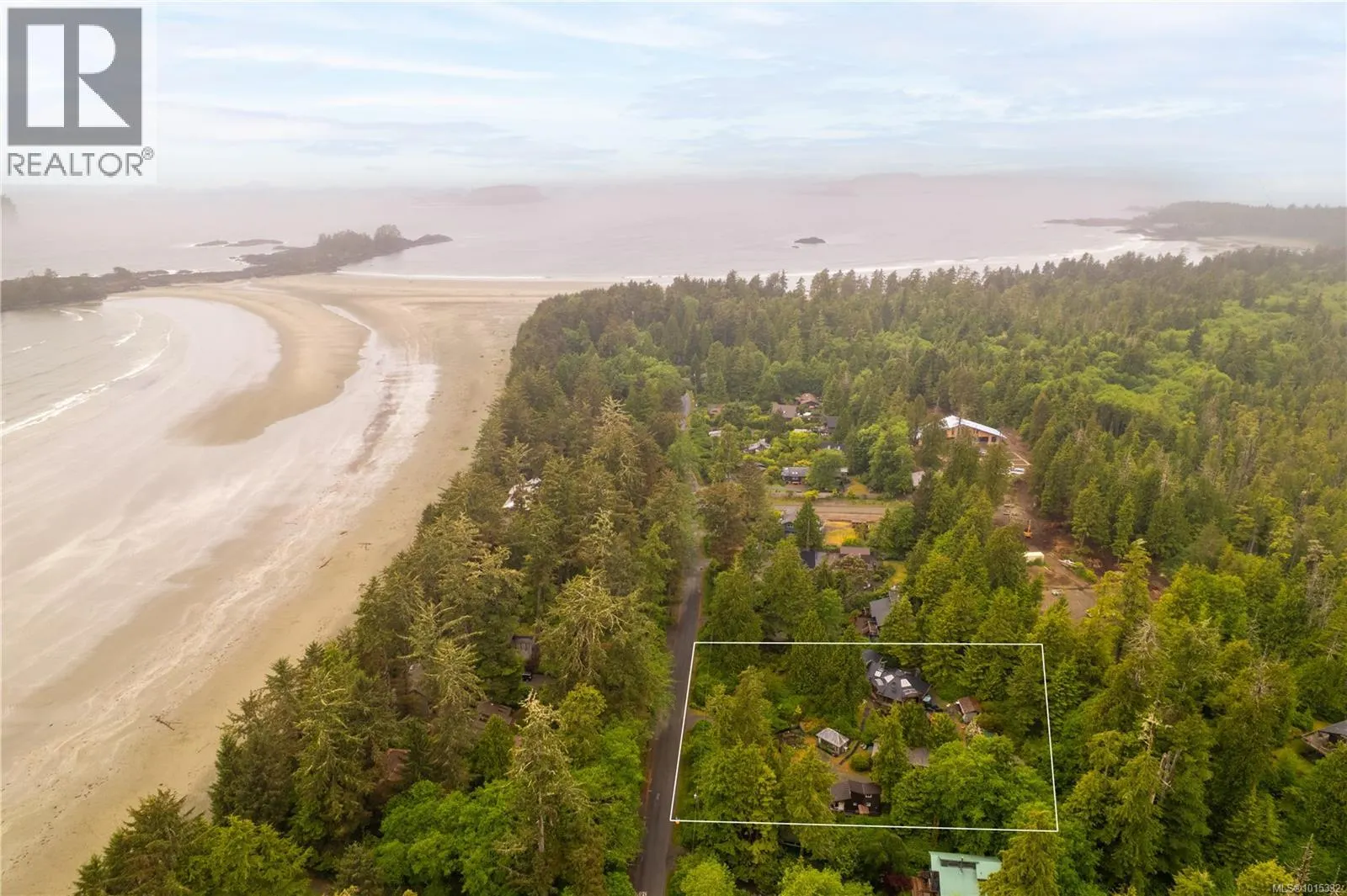 1364 Chesterman Beach Rd