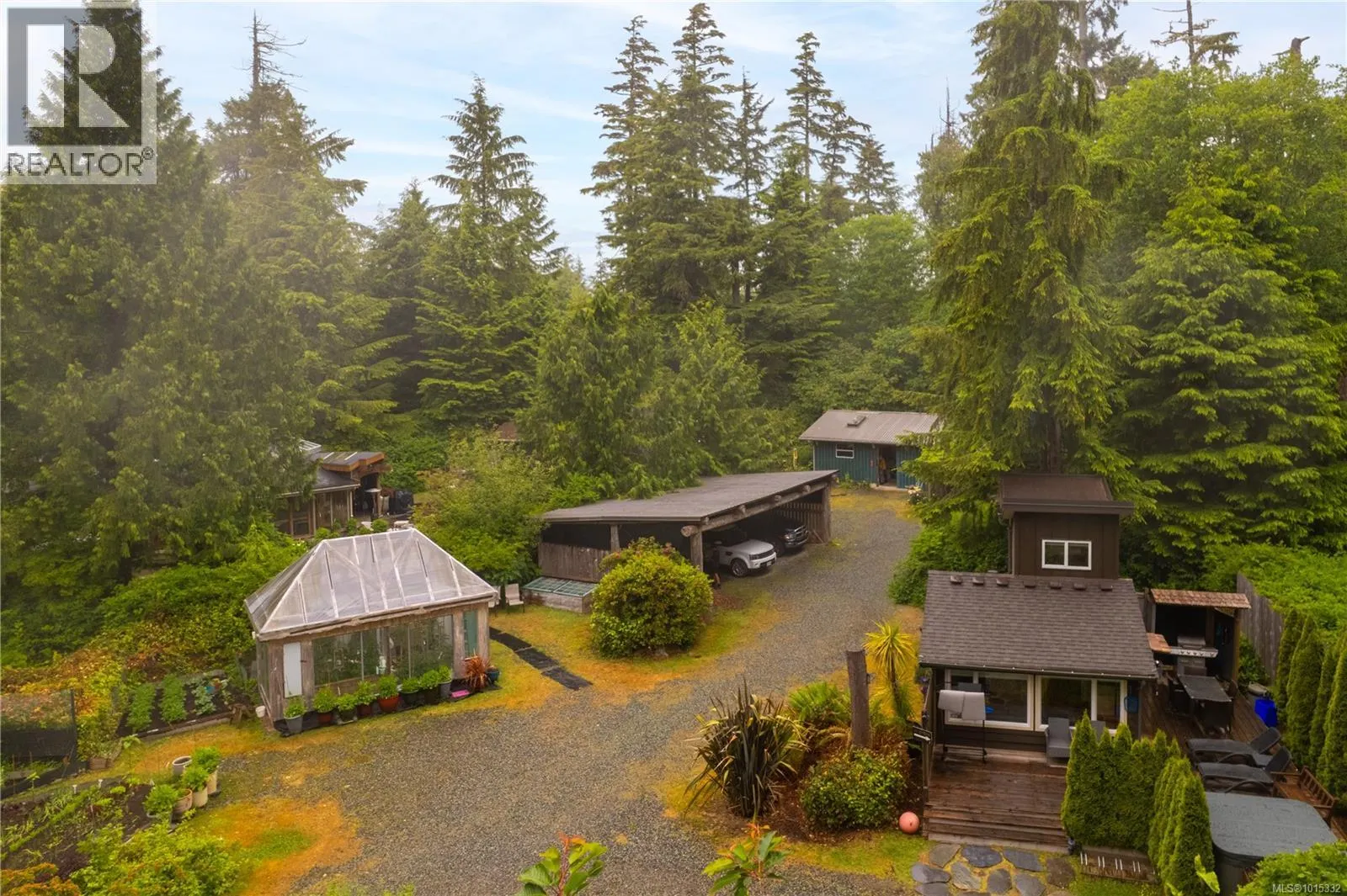 1364 Chesterman Beach Rd