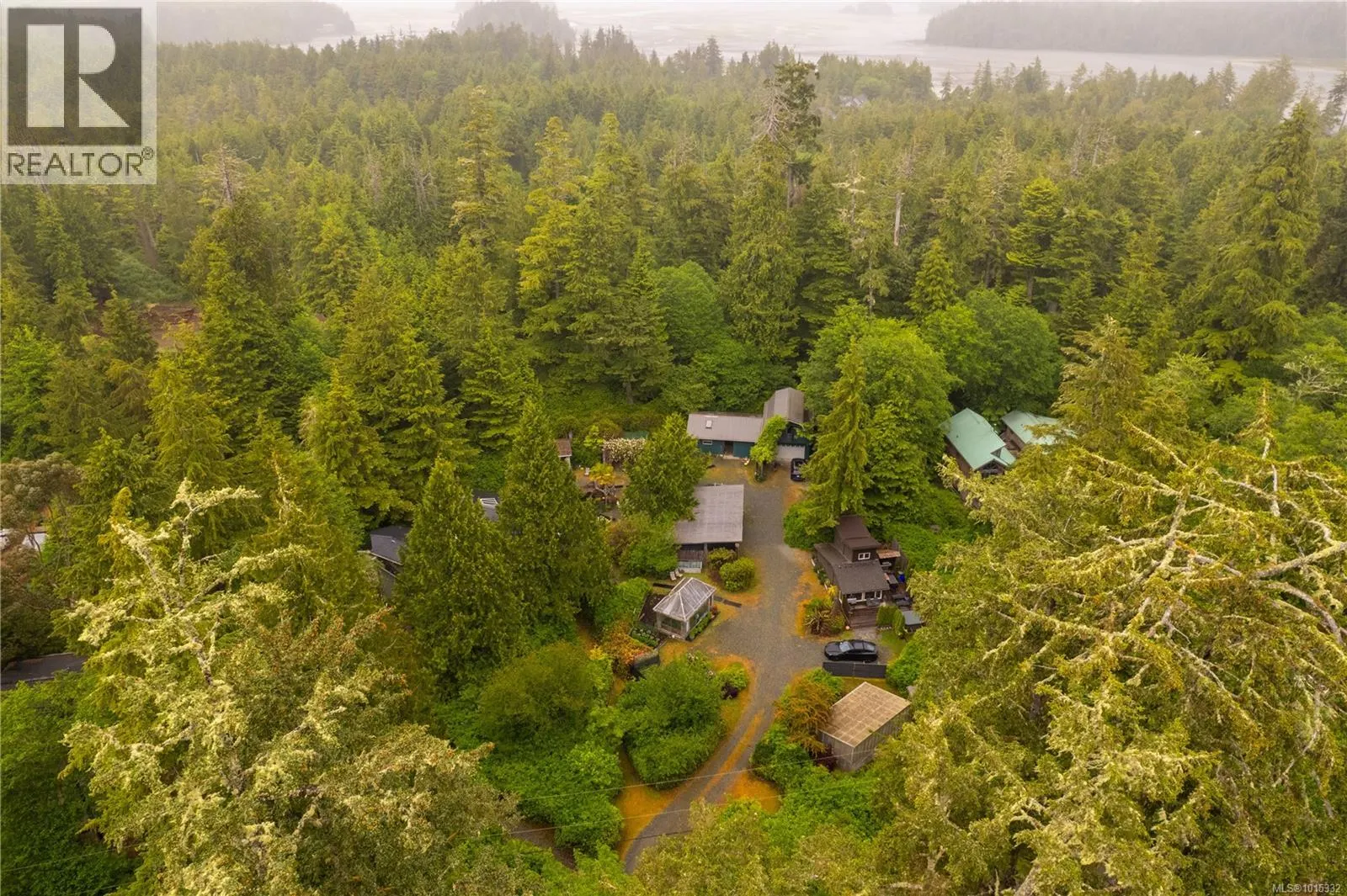 1364 Chesterman Beach Rd