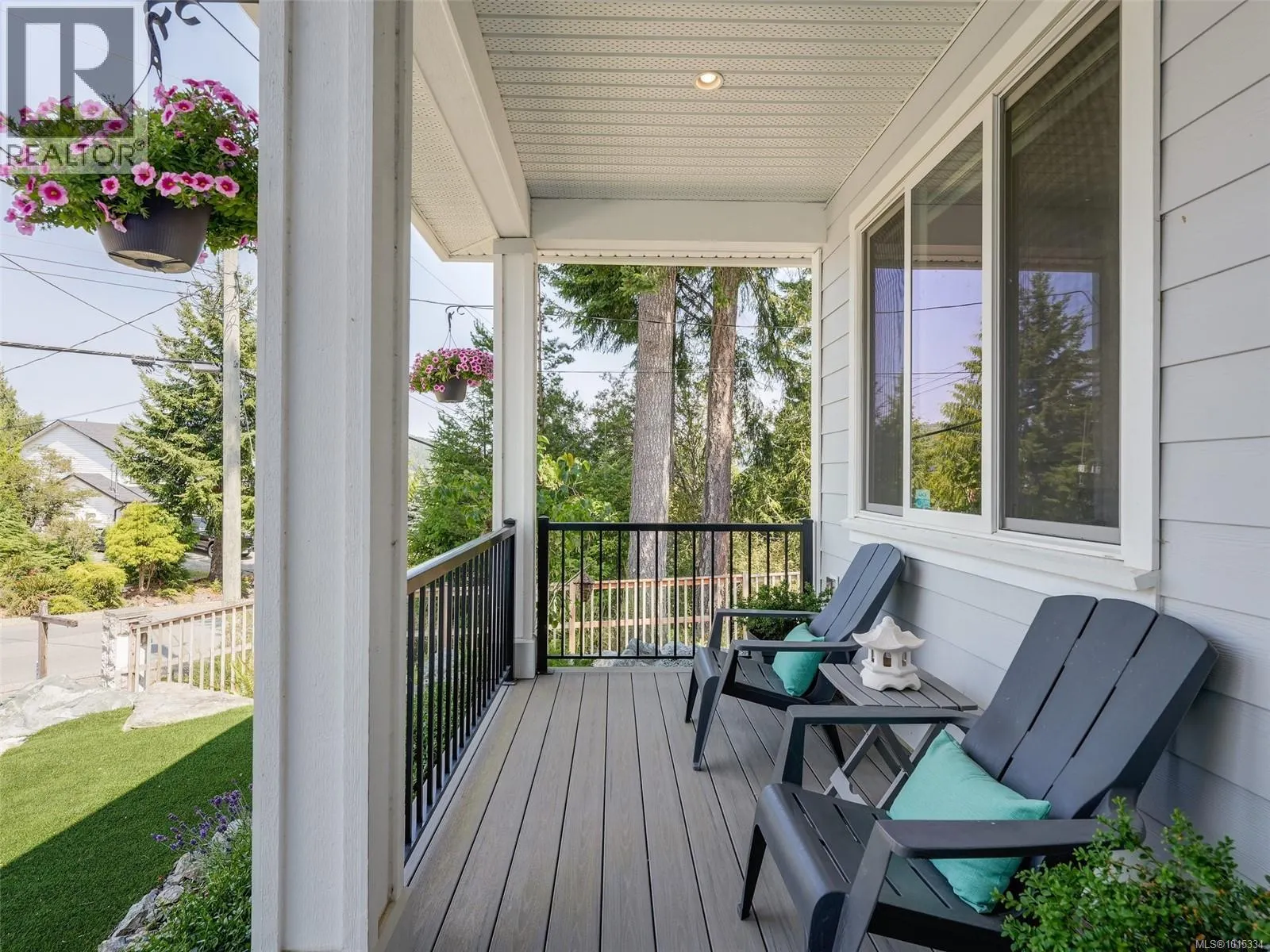 2407 Mountain Heights Dr