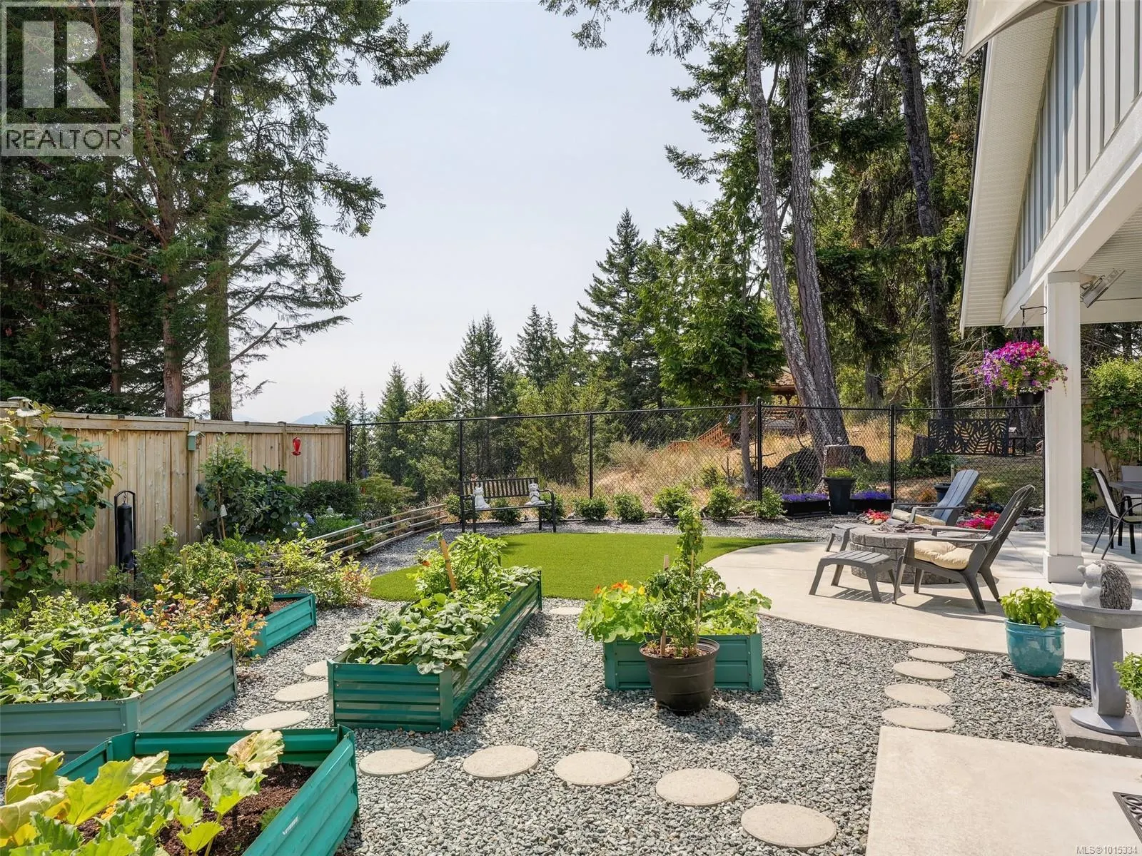 2407 Mountain Heights Dr
