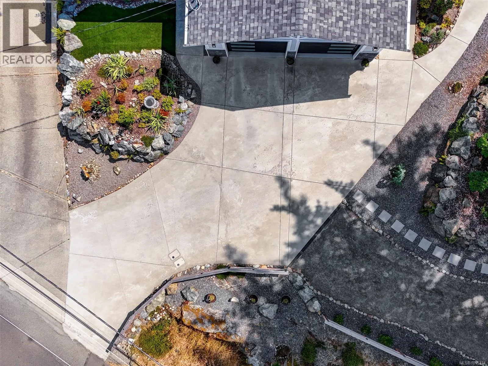 2407 Mountain Heights Dr