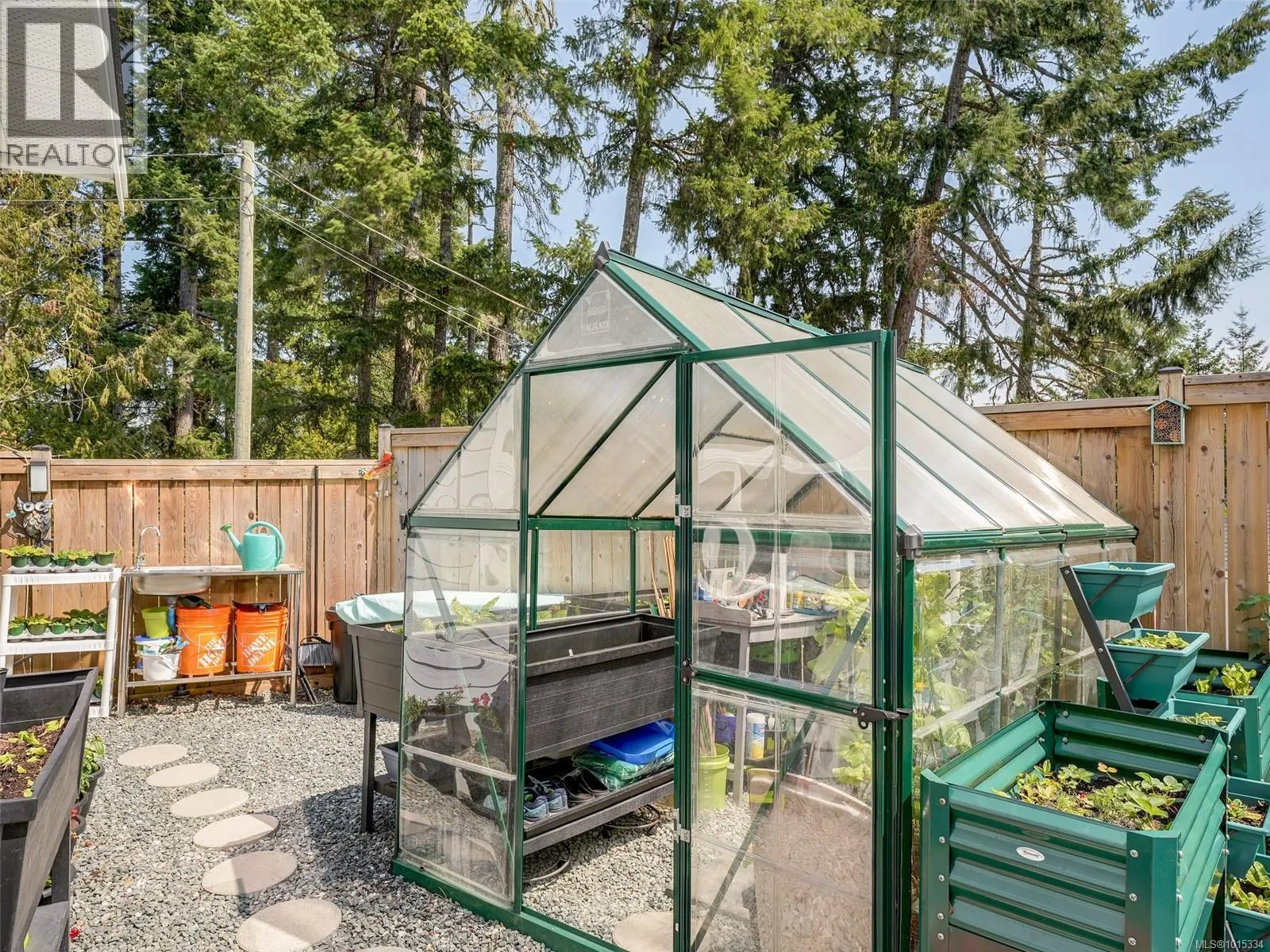 2407 Mountain Heights Dr
