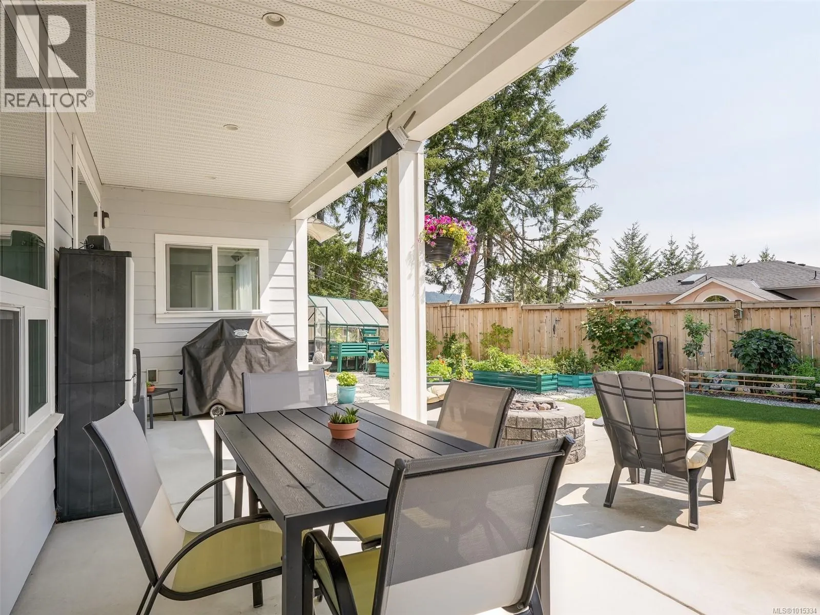 2407 Mountain Heights Dr