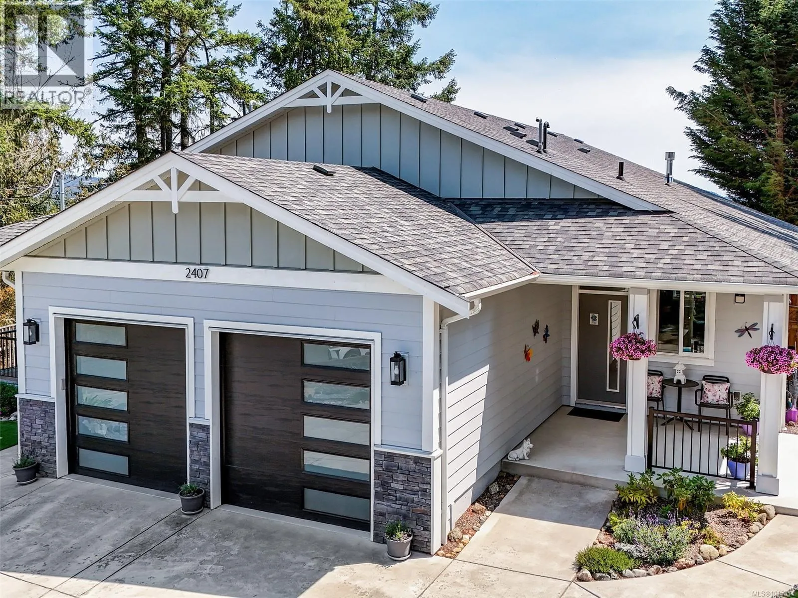 2407 Mountain Heights Dr