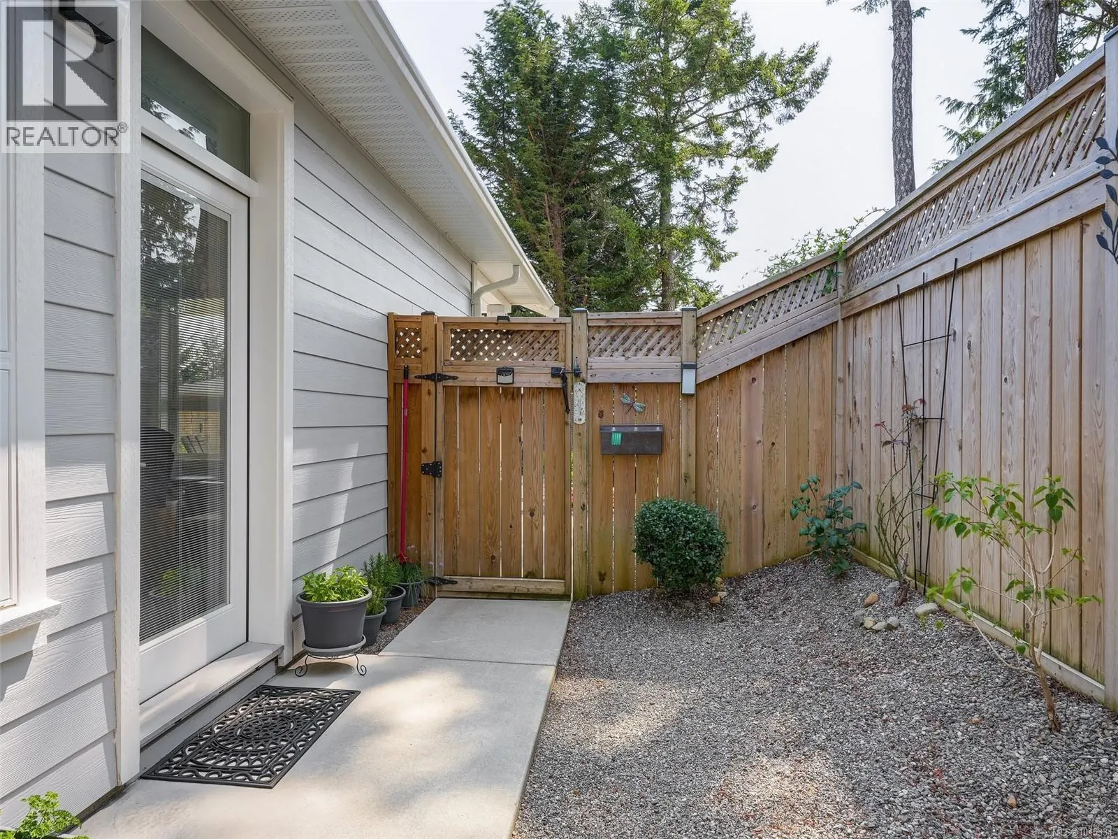 2407 Mountain Heights Dr