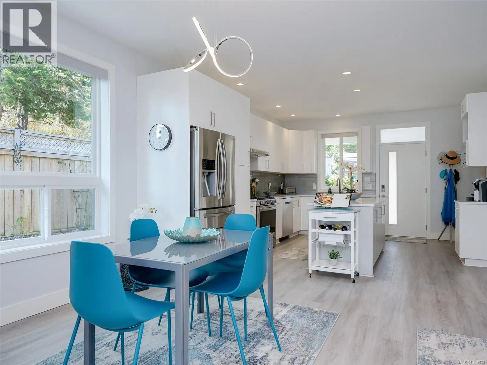 2407 Mountain Heights Dr