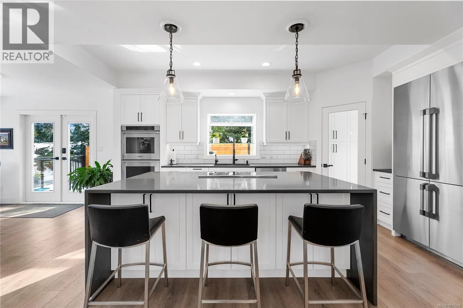 967 Osprey Dr