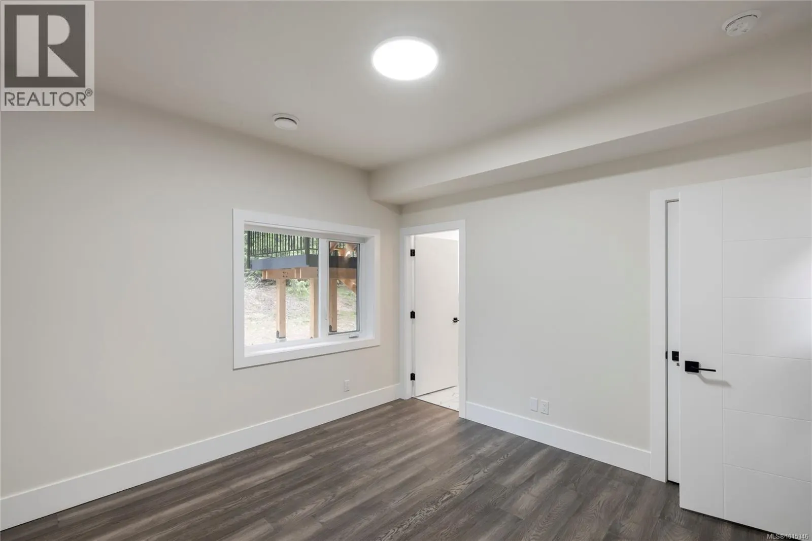 1940 Timberlake Pl