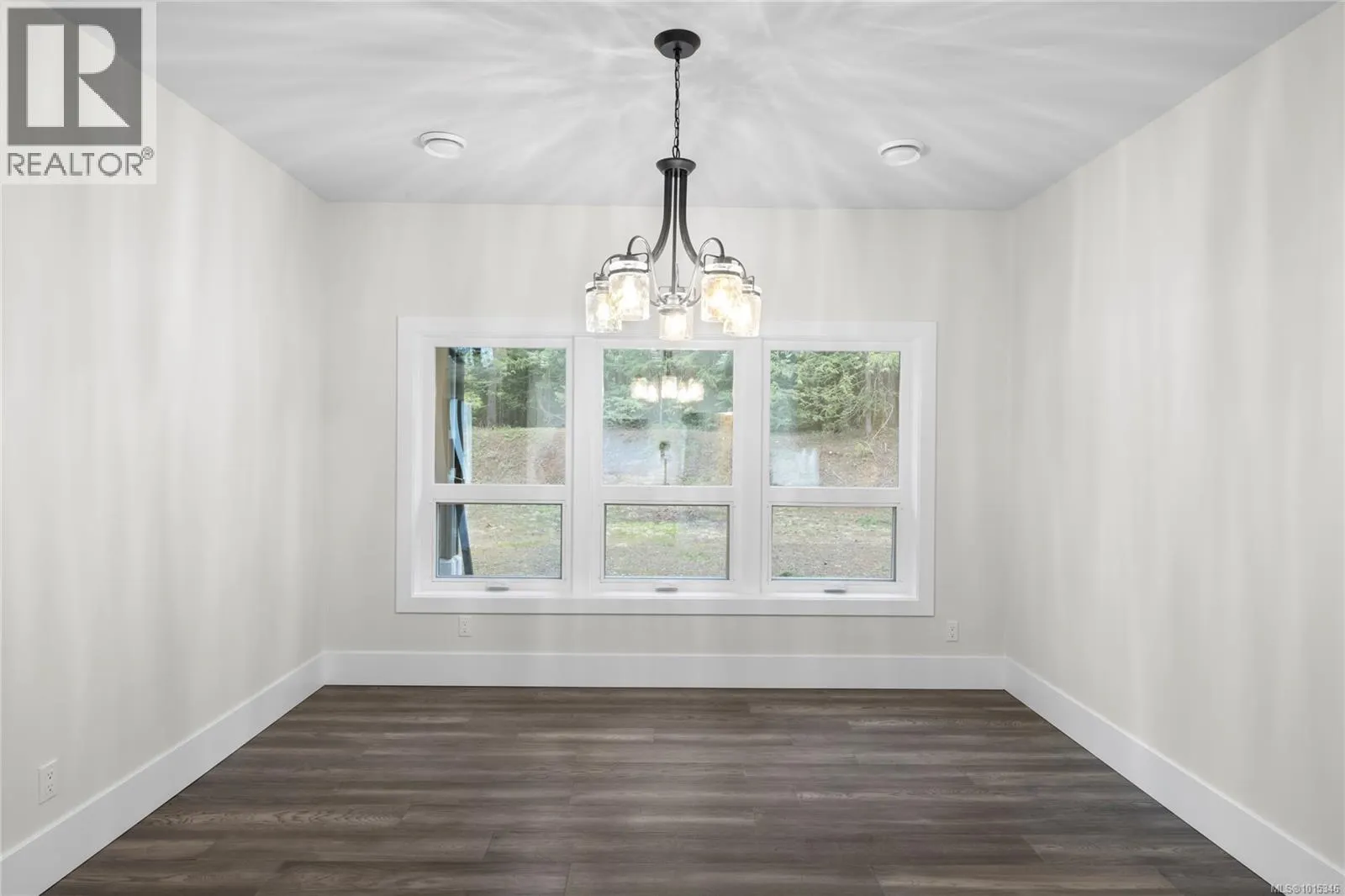 1940 Timberlake Pl