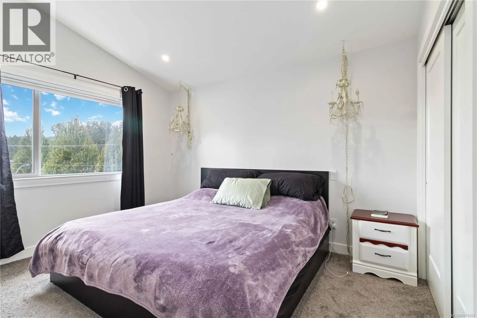 106 3429 Happy Valley Rd