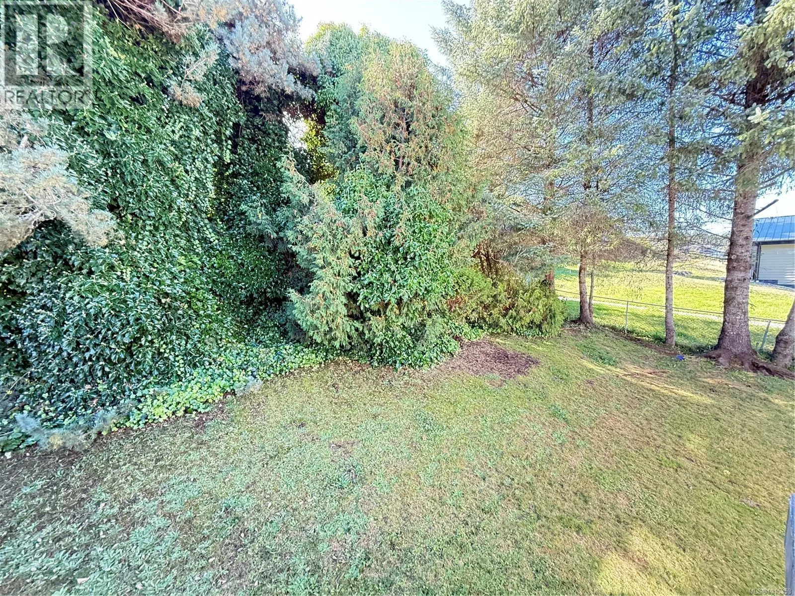 2101 Pioneer Hill