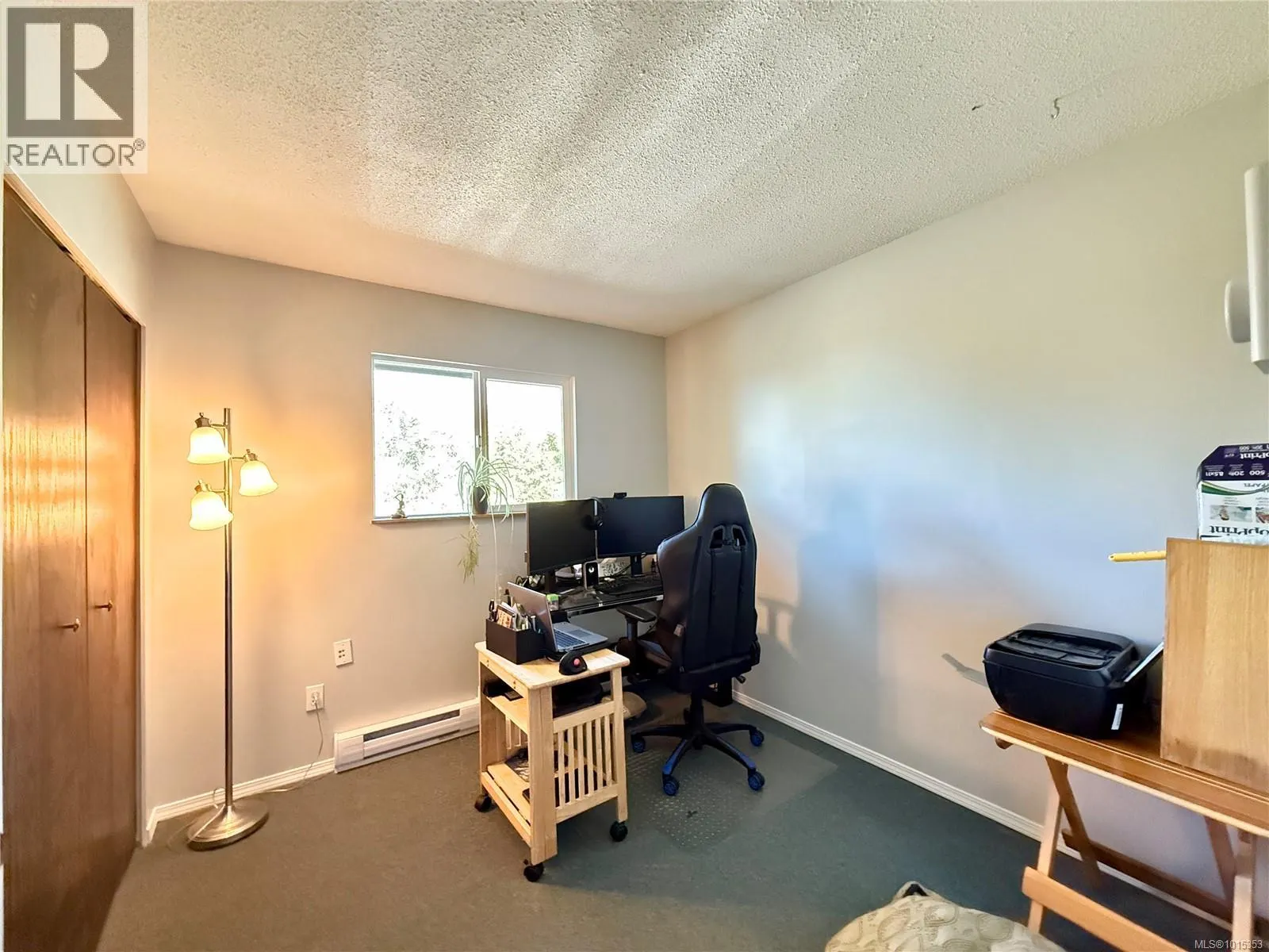 2101 Pioneer Hill