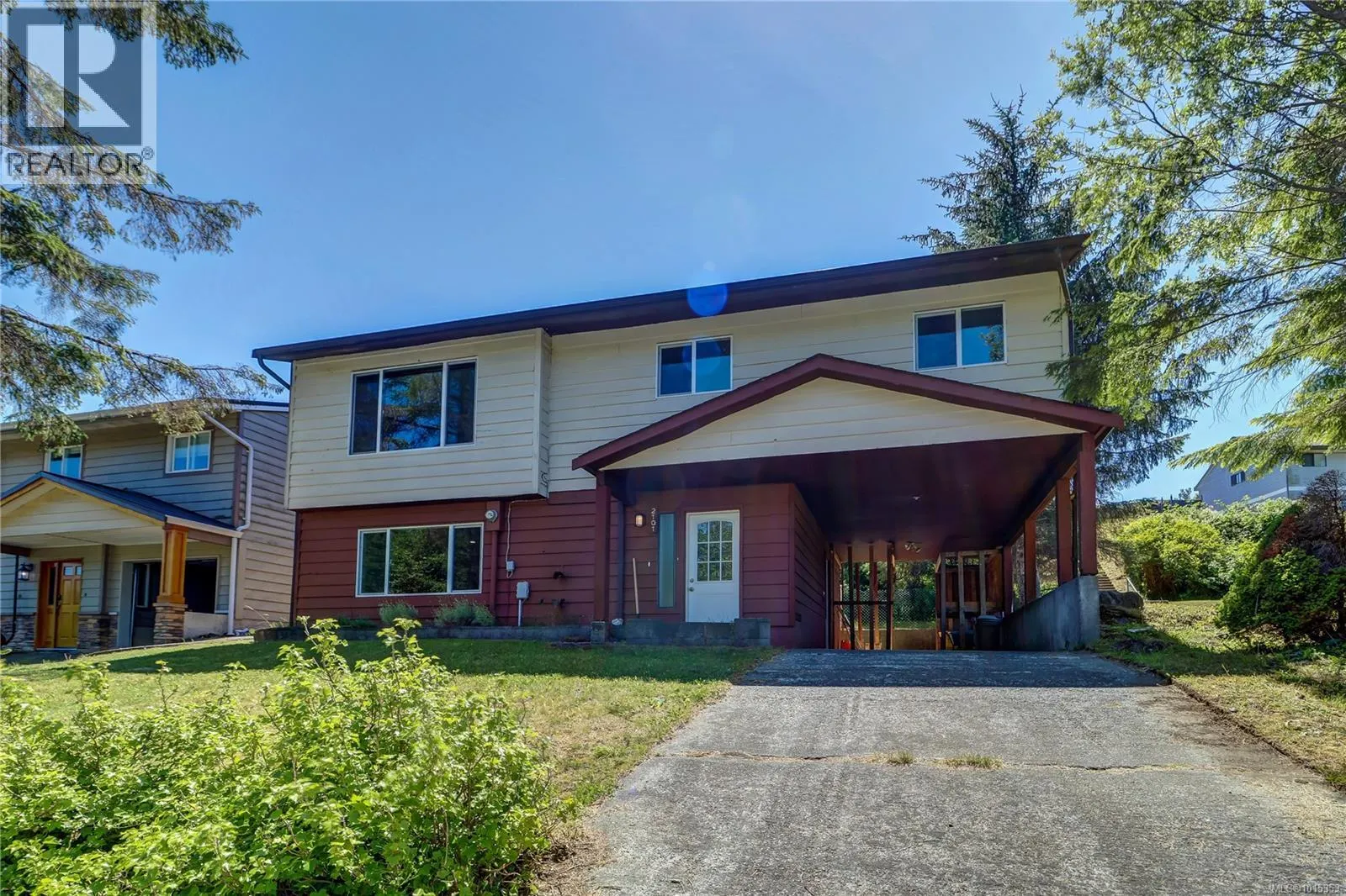 2101 Pioneer Hill