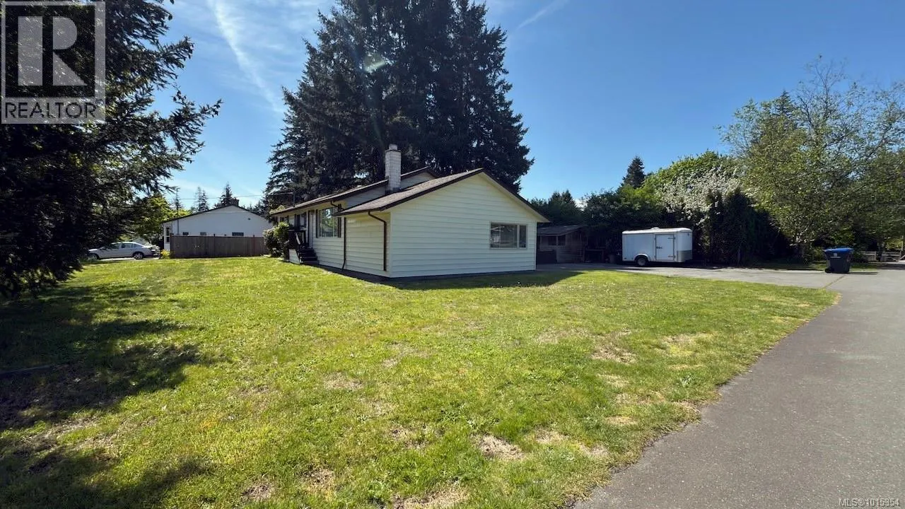 2891 Poplar Dr