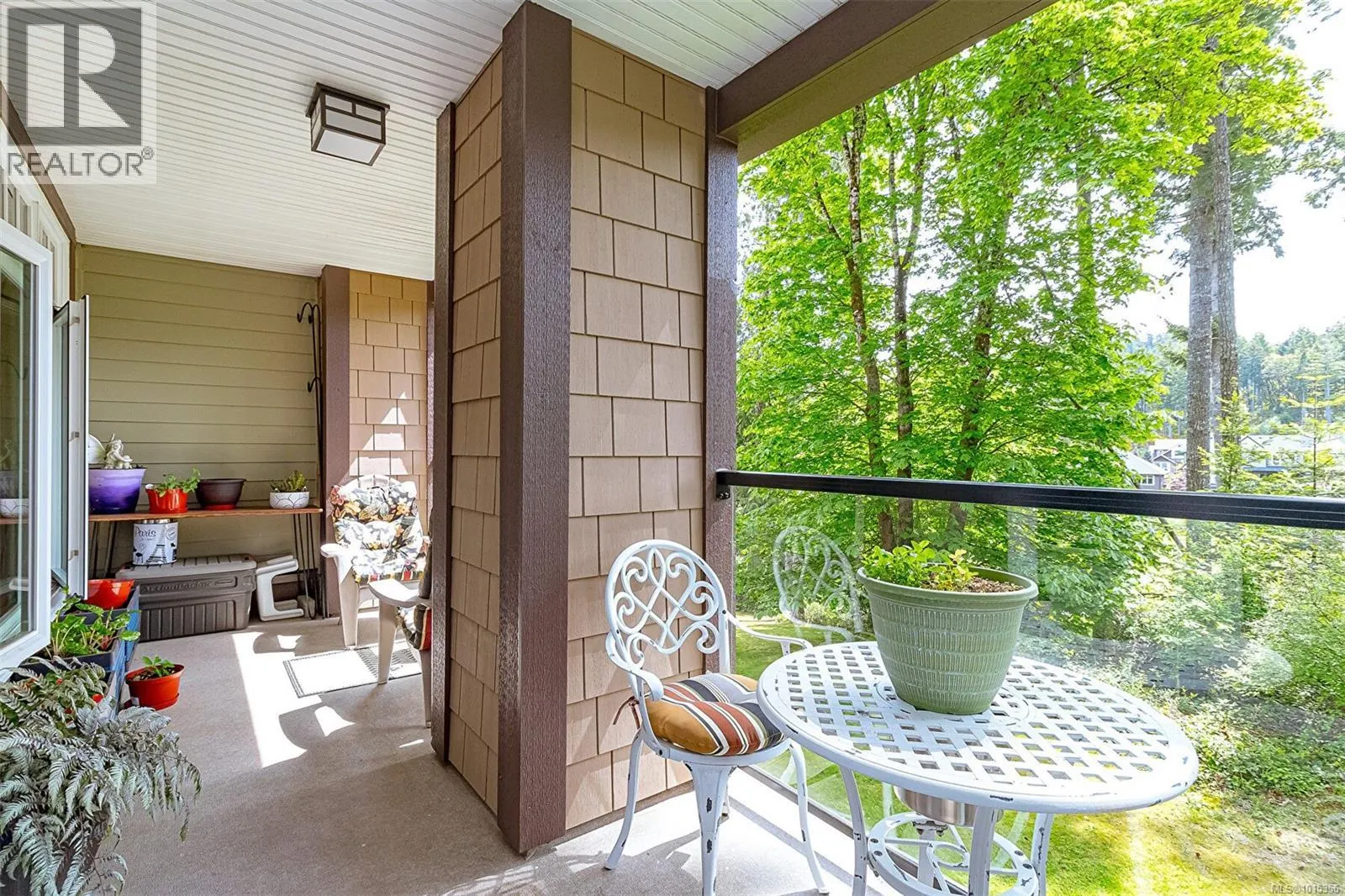 210/212 1395 Bear Mountain Pkwy