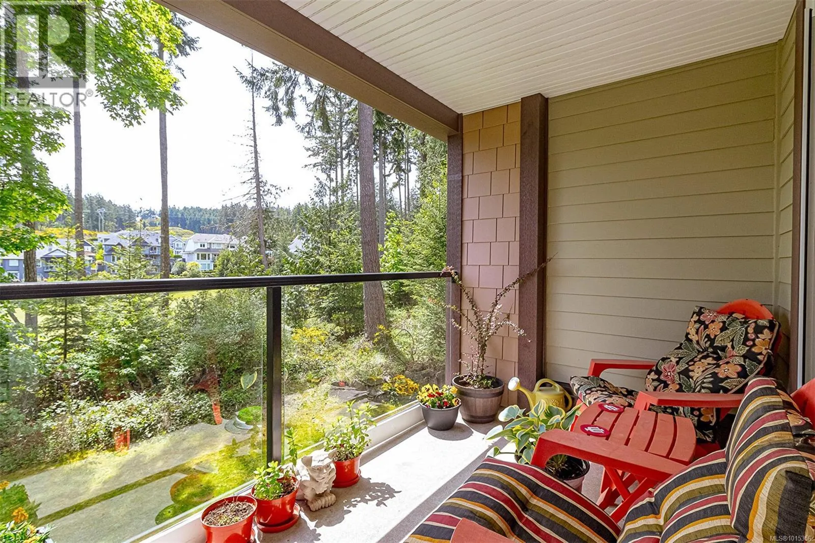 210/212 1395 Bear Mountain Pkwy