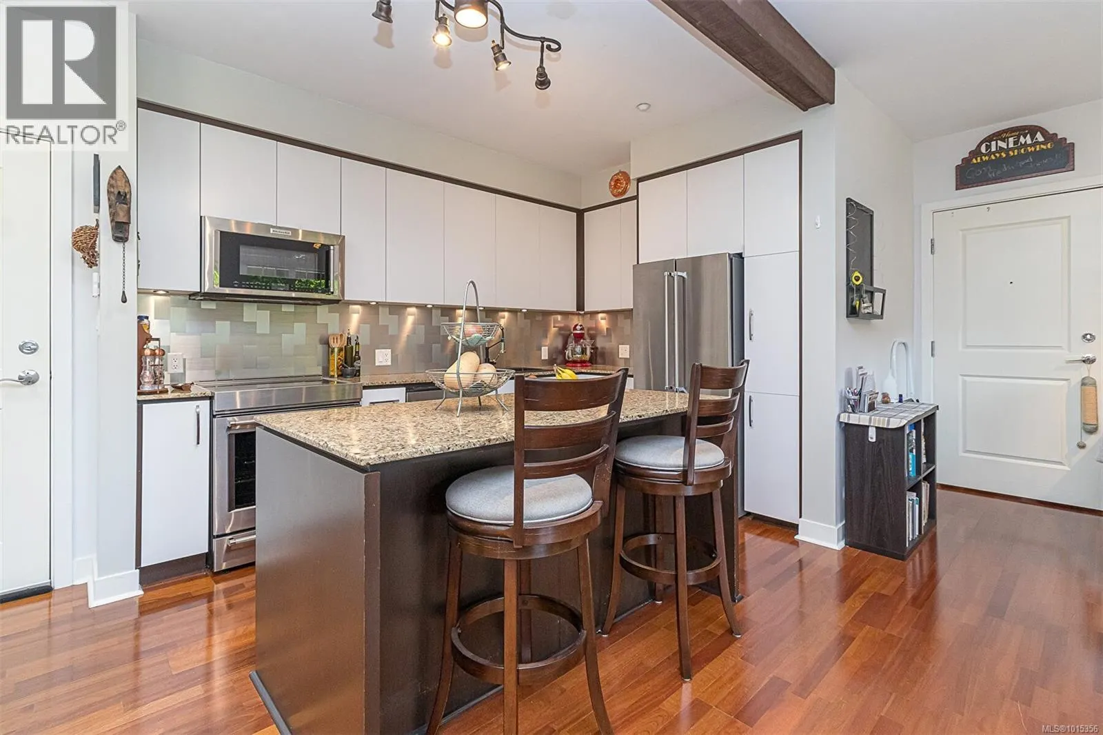 210/212 1395 Bear Mountain Pkwy