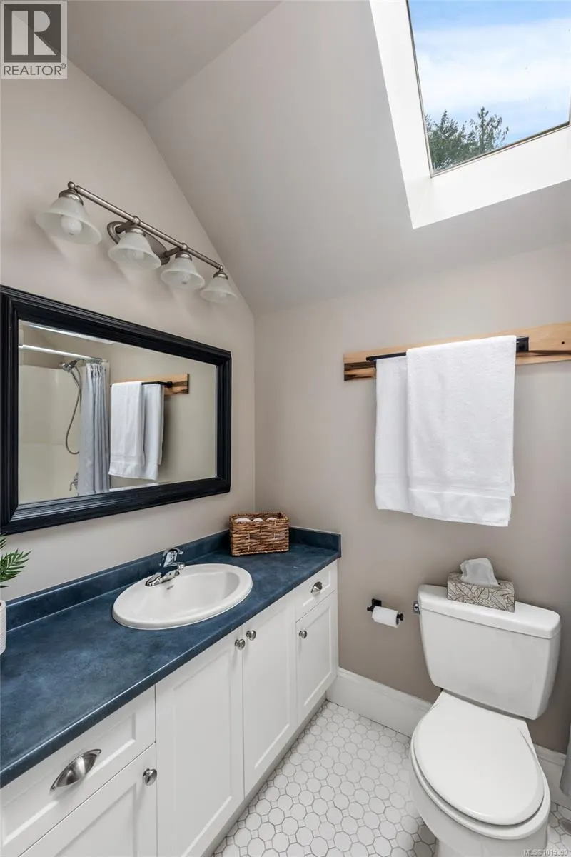 1453 White Pine Terr