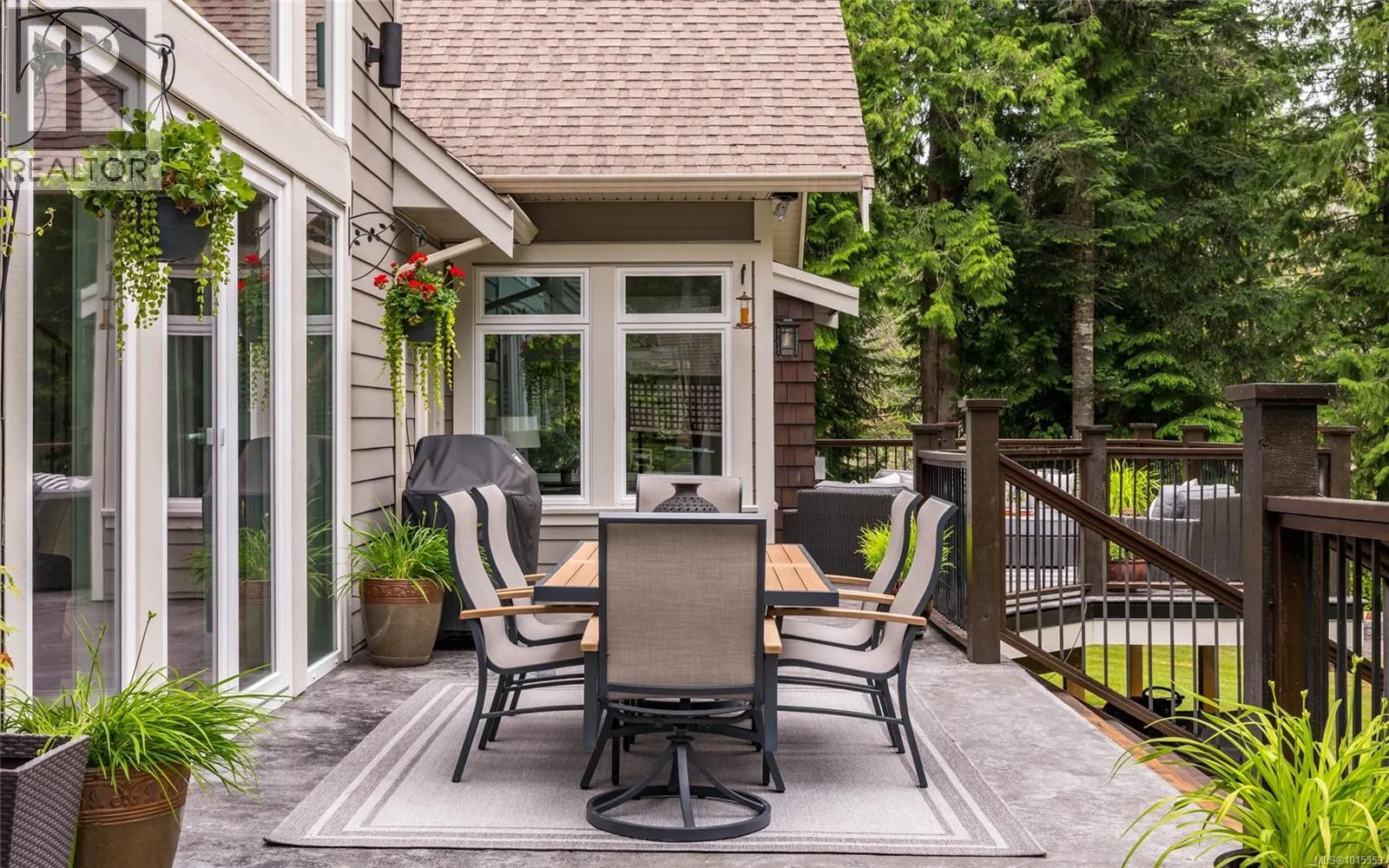 1453 White Pine Terr