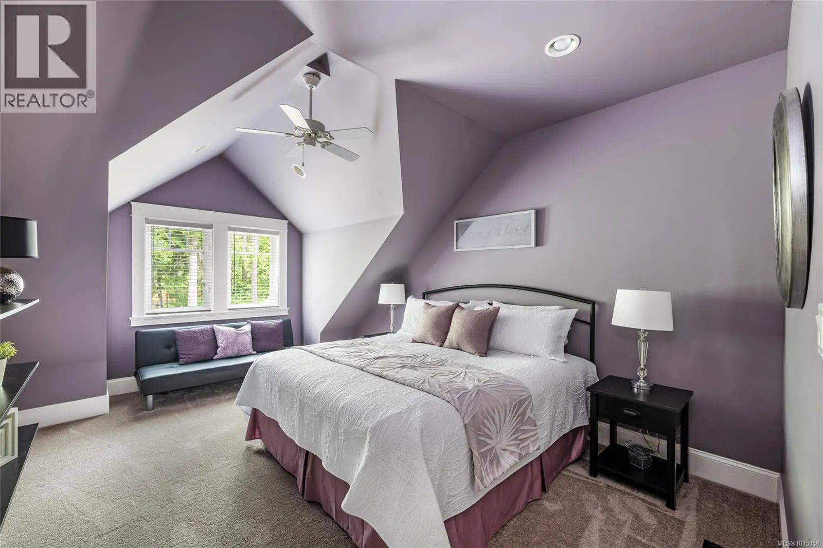 1453 White Pine Terr