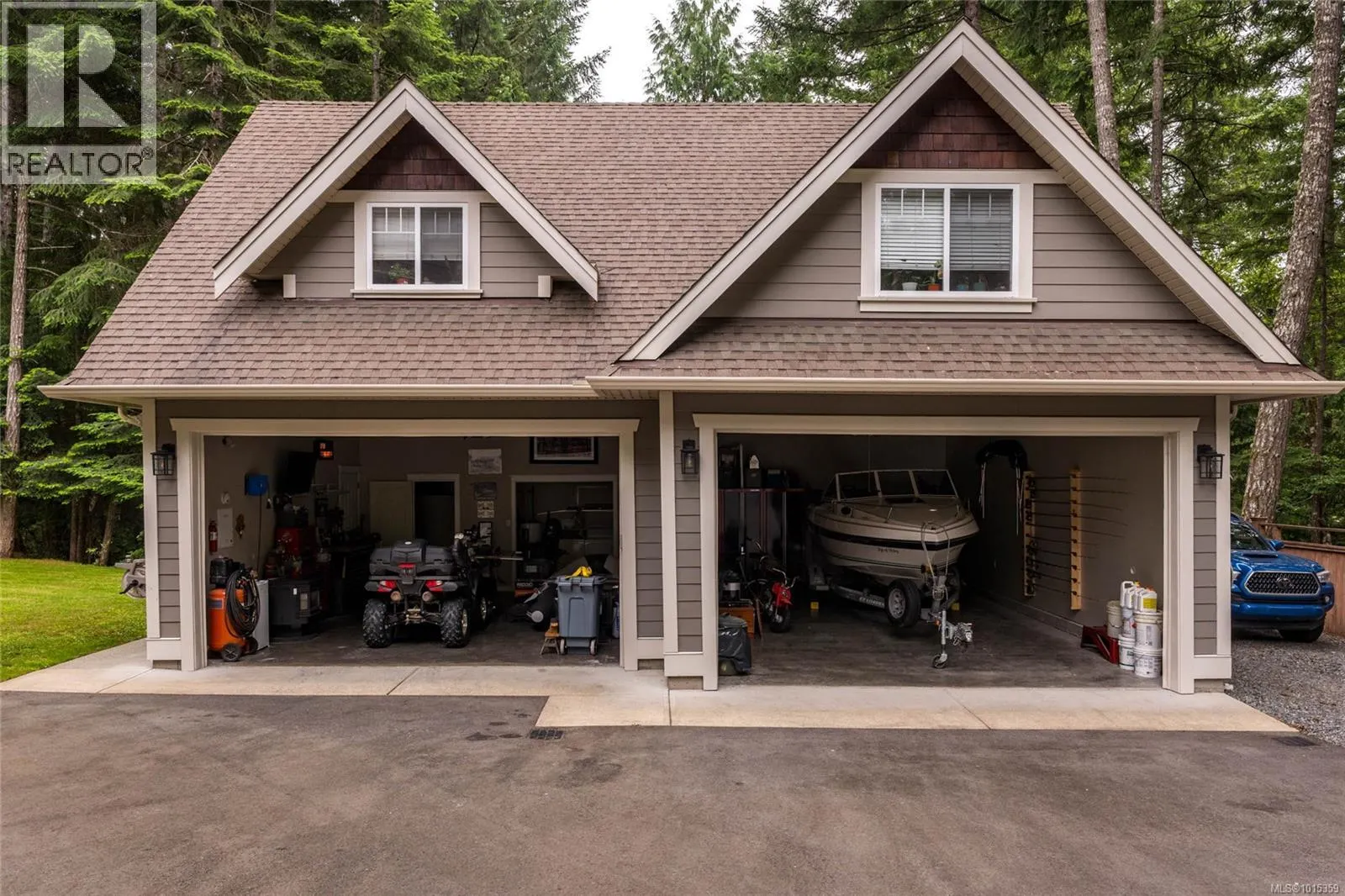 1453 White Pine Terr