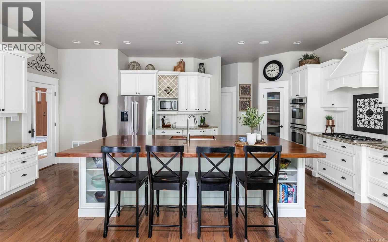 1453 White Pine Terr