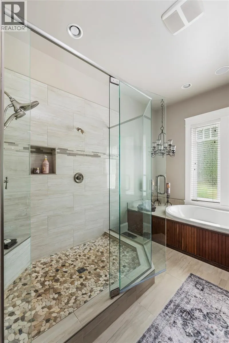 1453 White Pine Terr