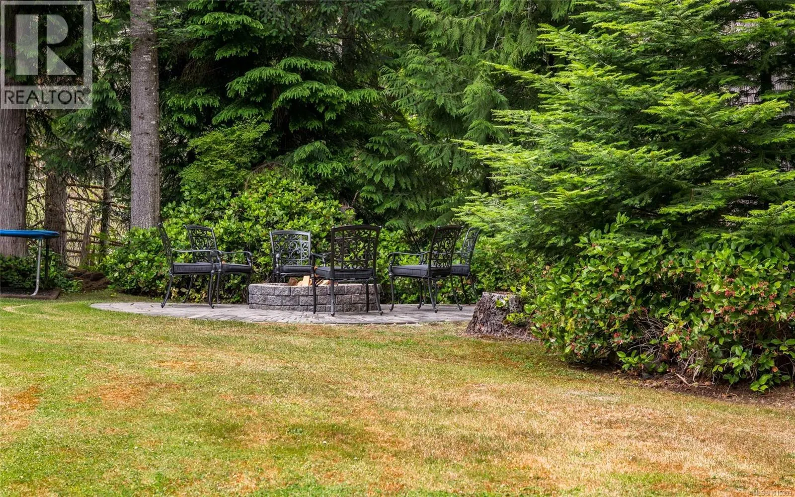 1453 White Pine Terr