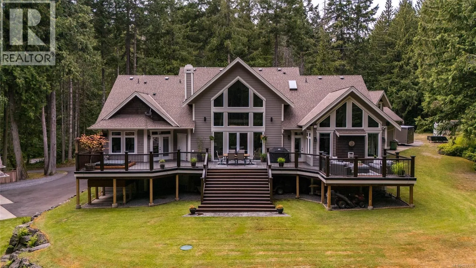 1453 White Pine Terr