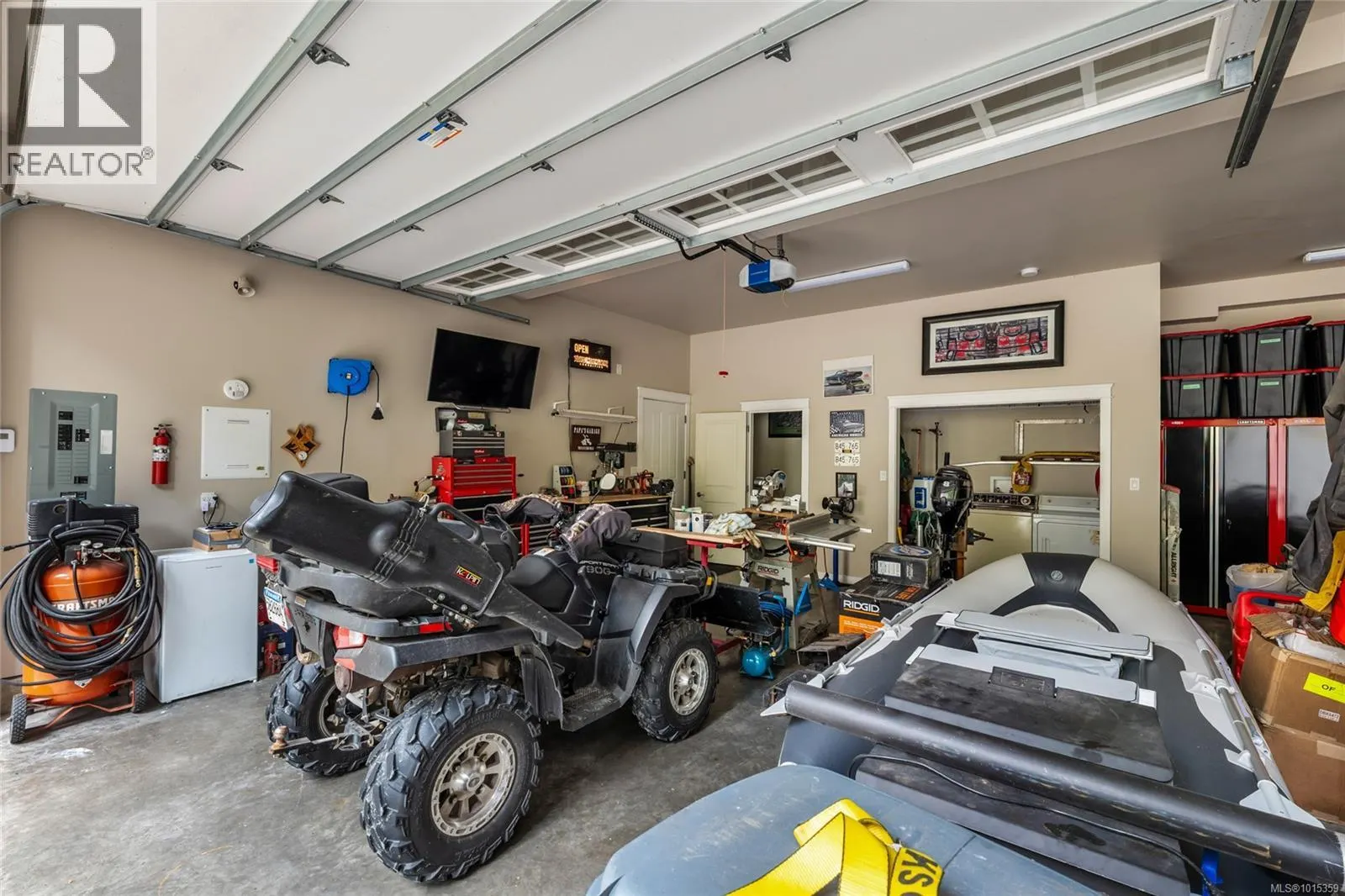 1453 White Pine Terr