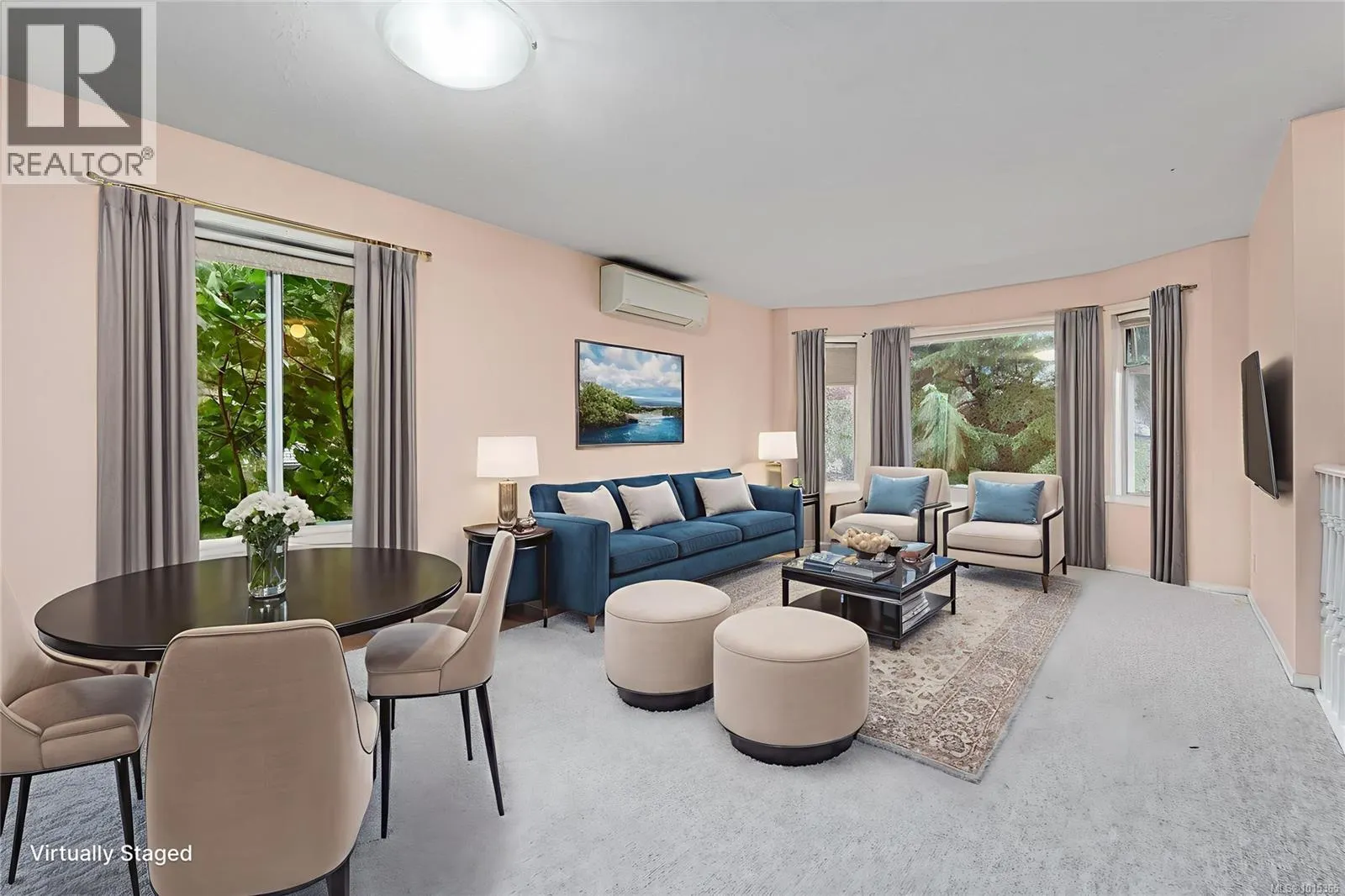 1520 Embleton Cres