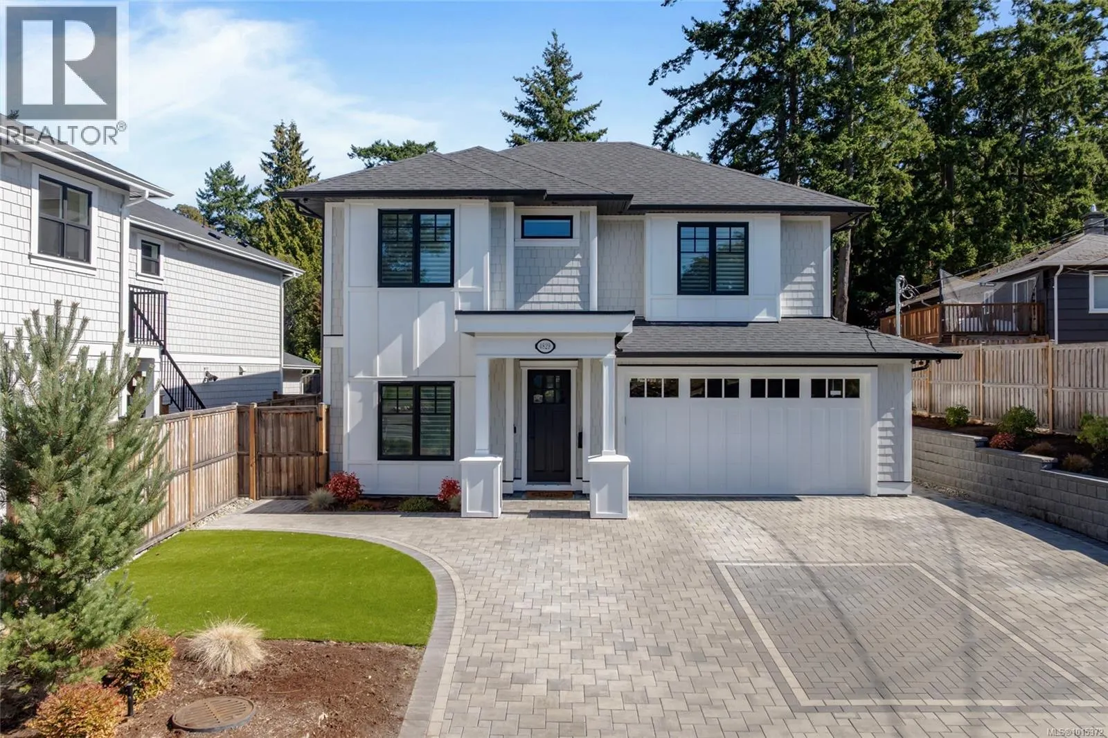 4829 Cordova Bay Rd