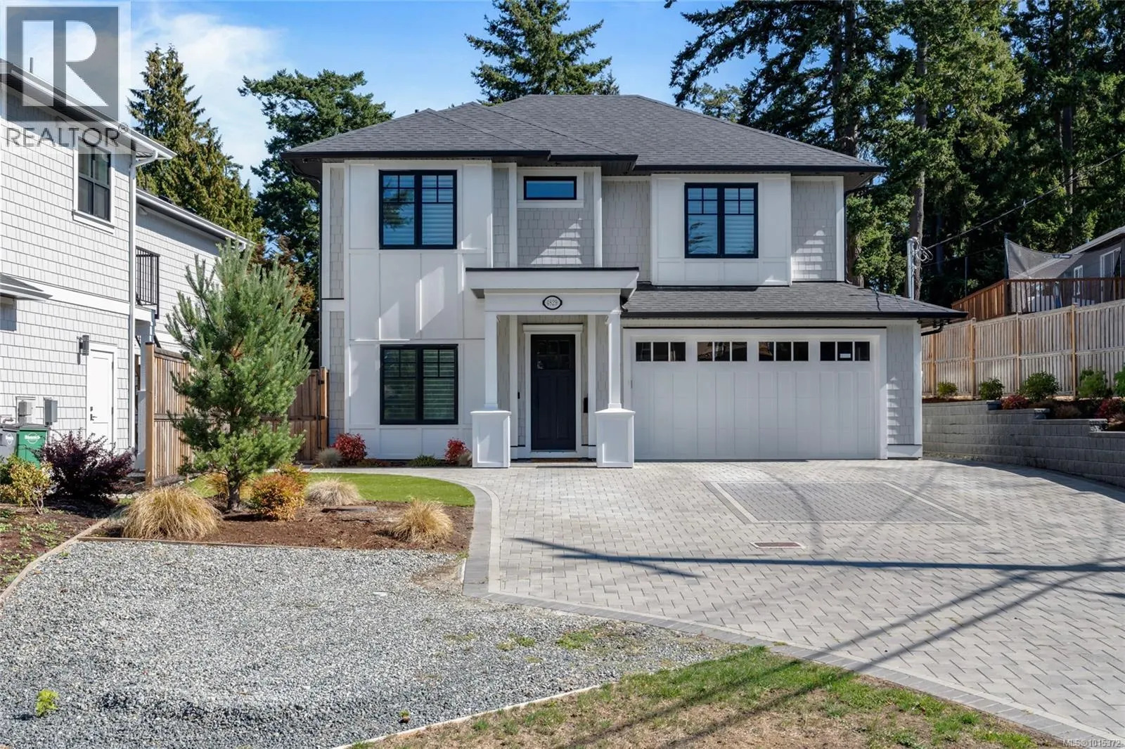 4829 Cordova Bay Rd