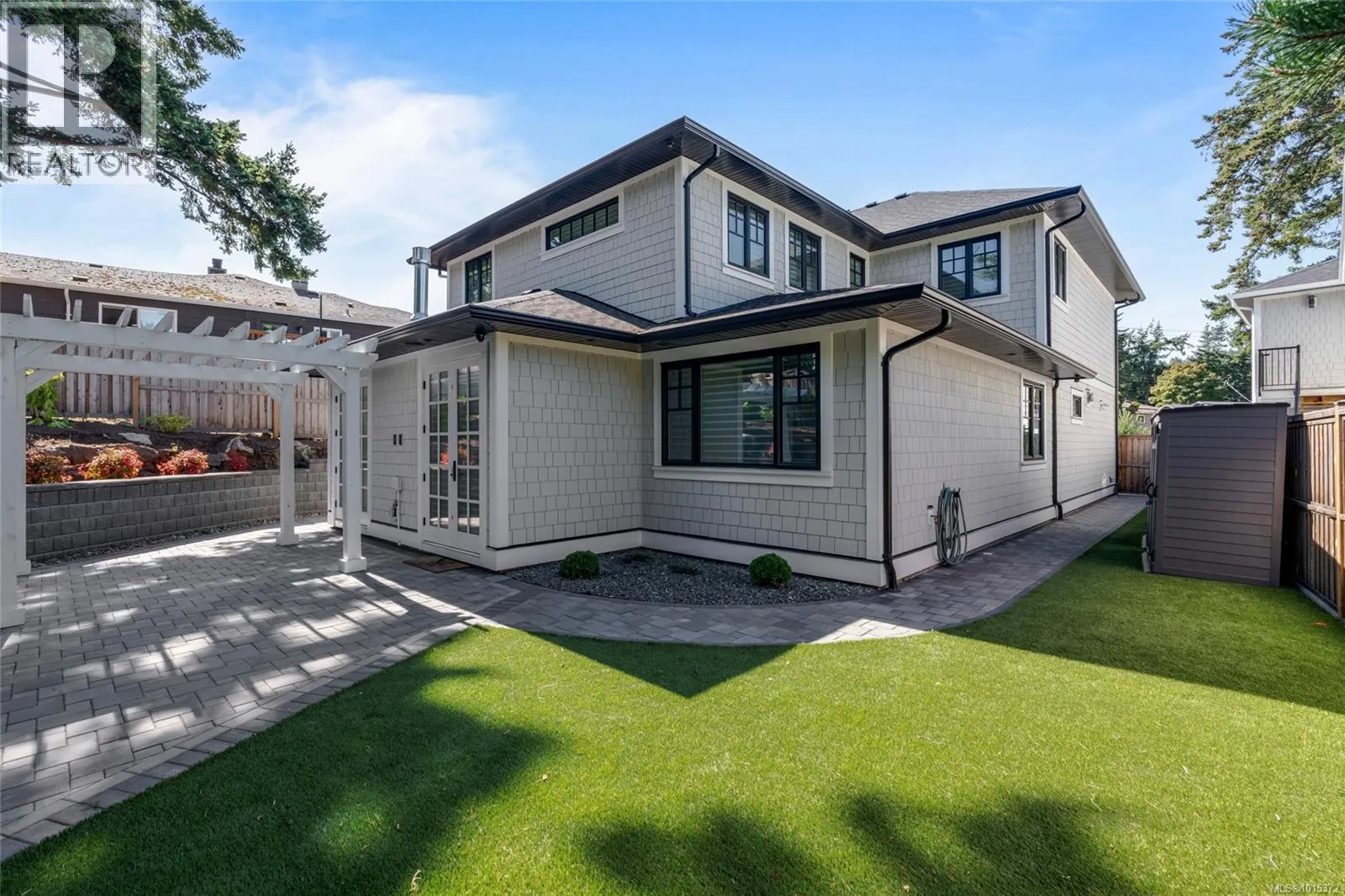 4829 Cordova Bay Rd