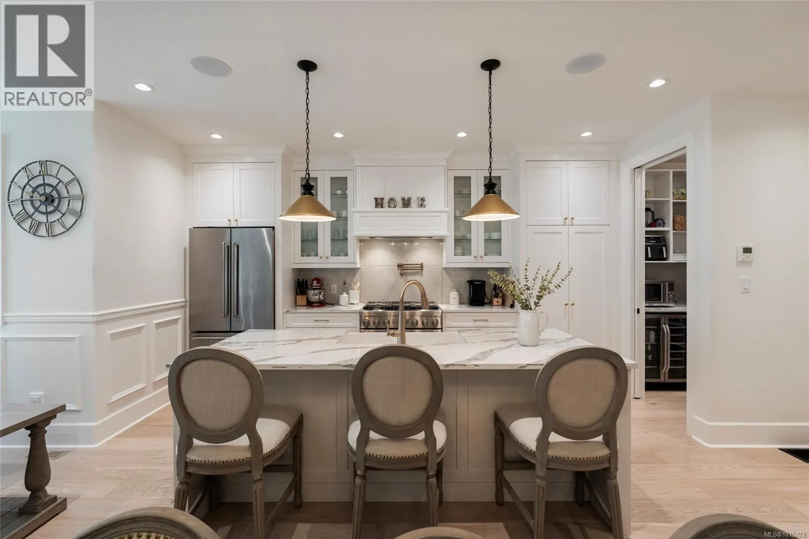 4829 Cordova Bay Rd
