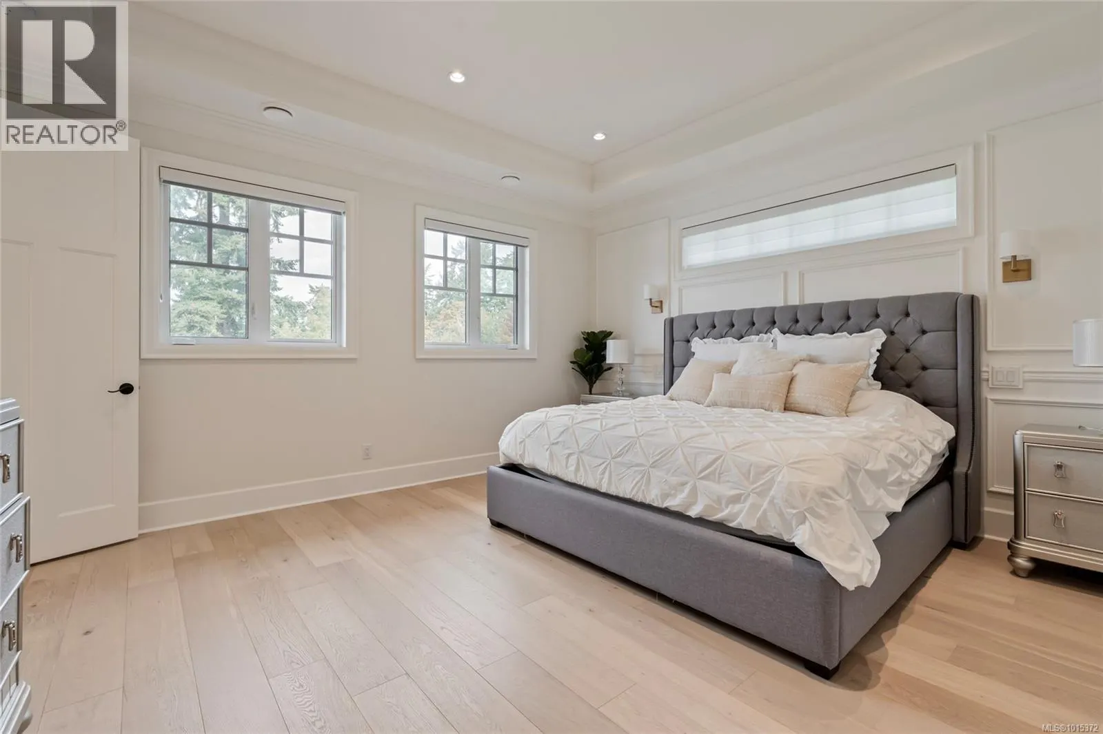 4829 Cordova Bay Rd