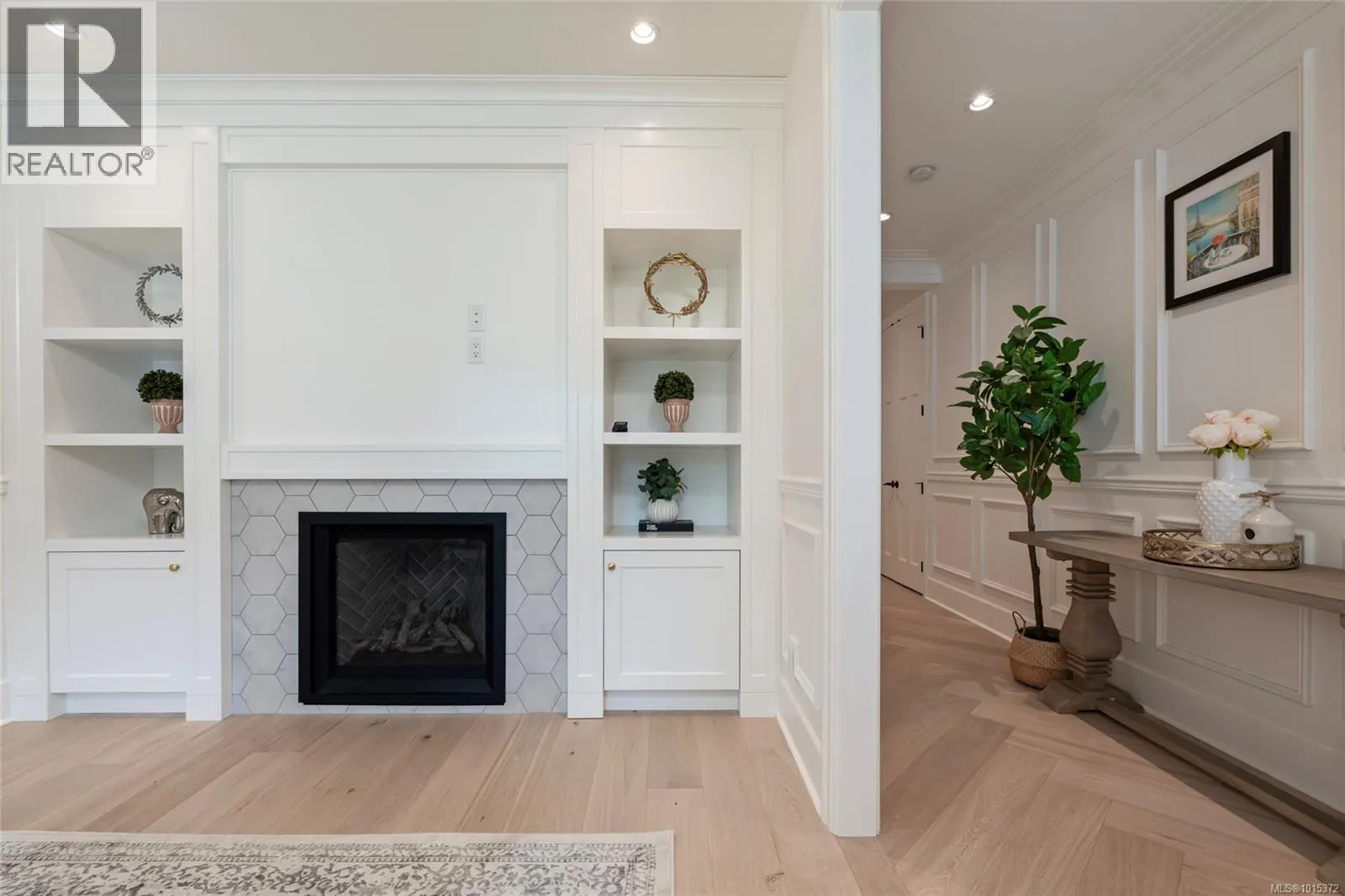 4829 Cordova Bay Rd