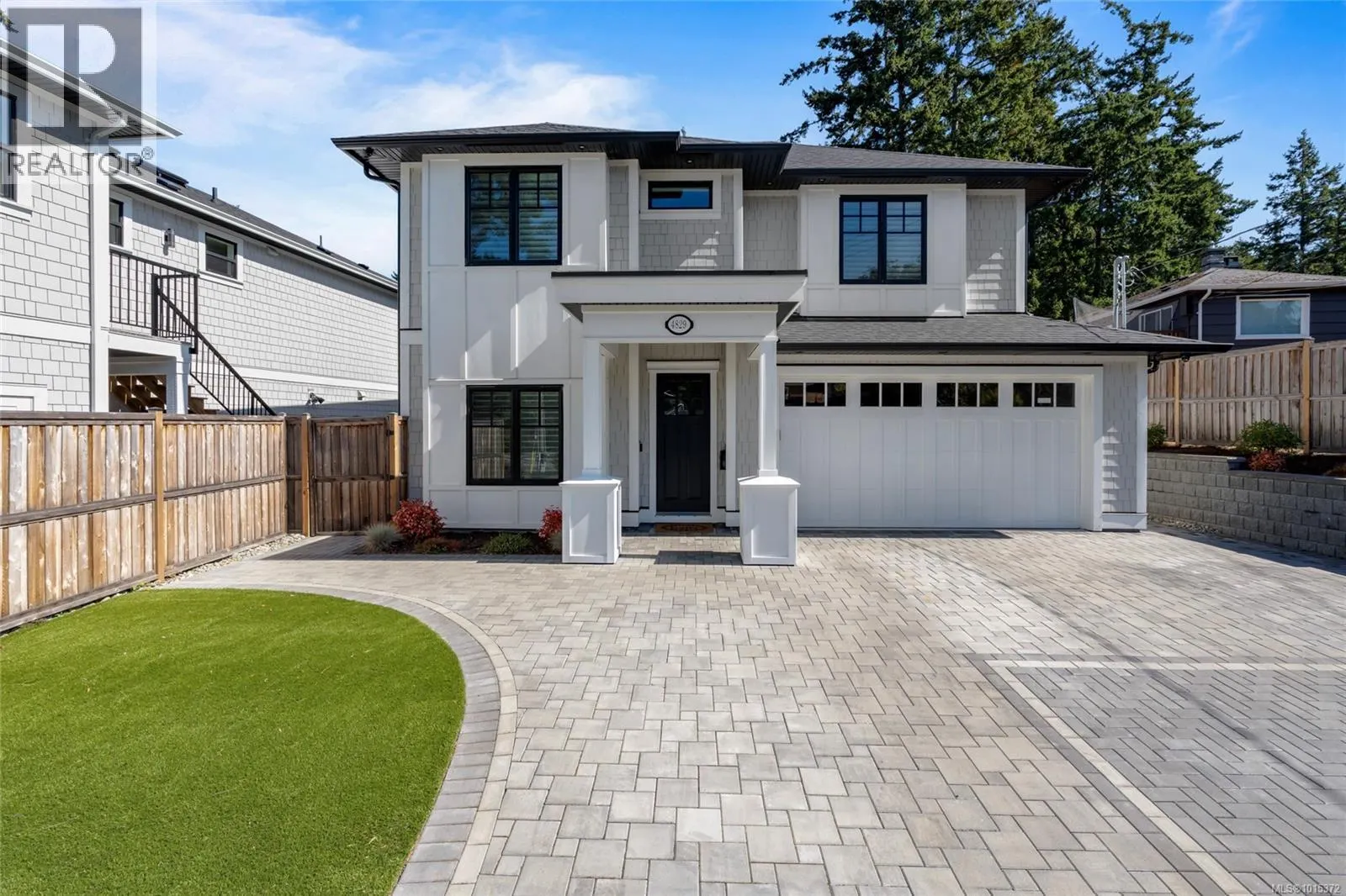 4829 Cordova Bay Rd