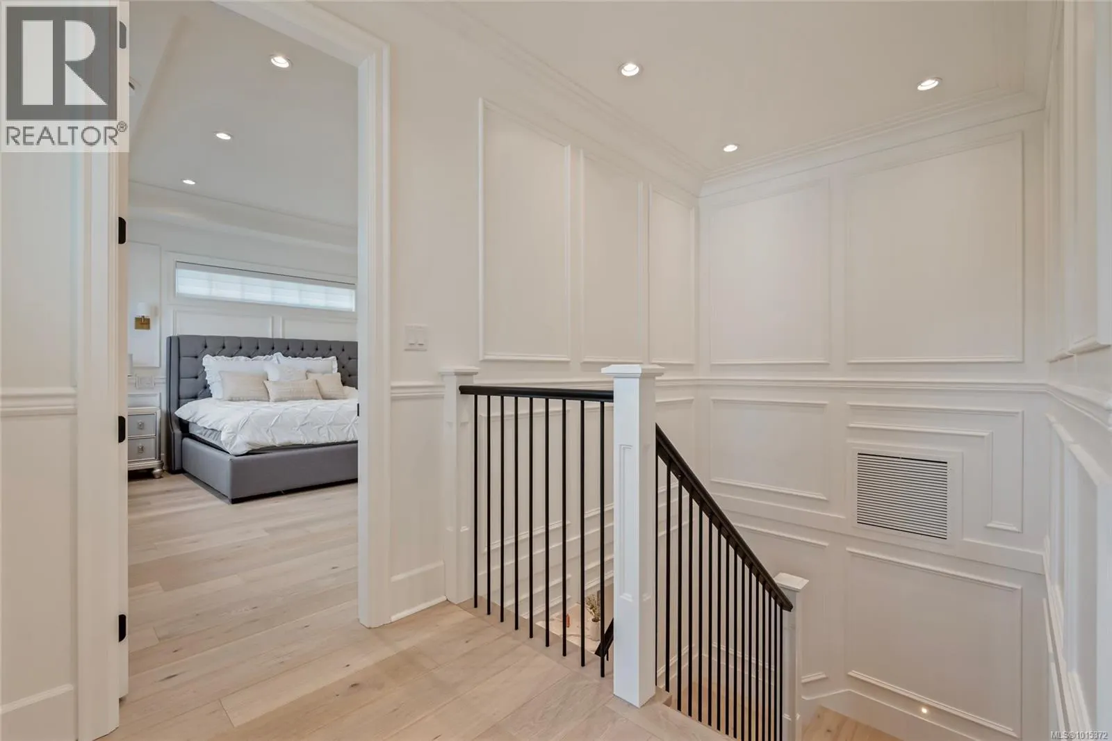 4829 Cordova Bay Rd