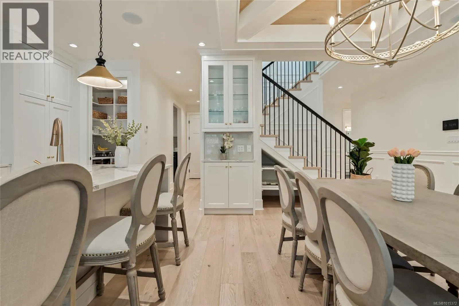 4829 Cordova Bay Rd