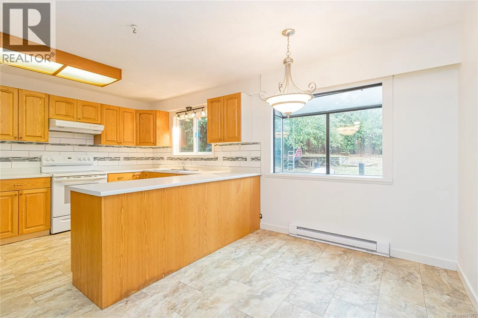 2548 Jeanine Dr