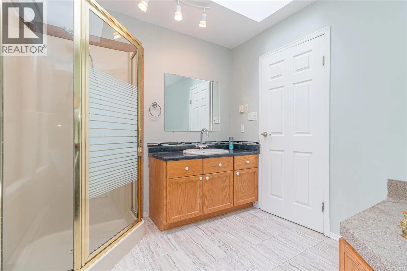 2548 Jeanine Dr