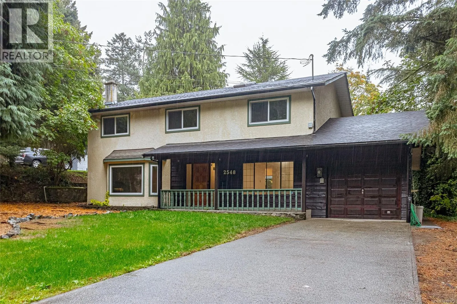 2548 Jeanine Dr