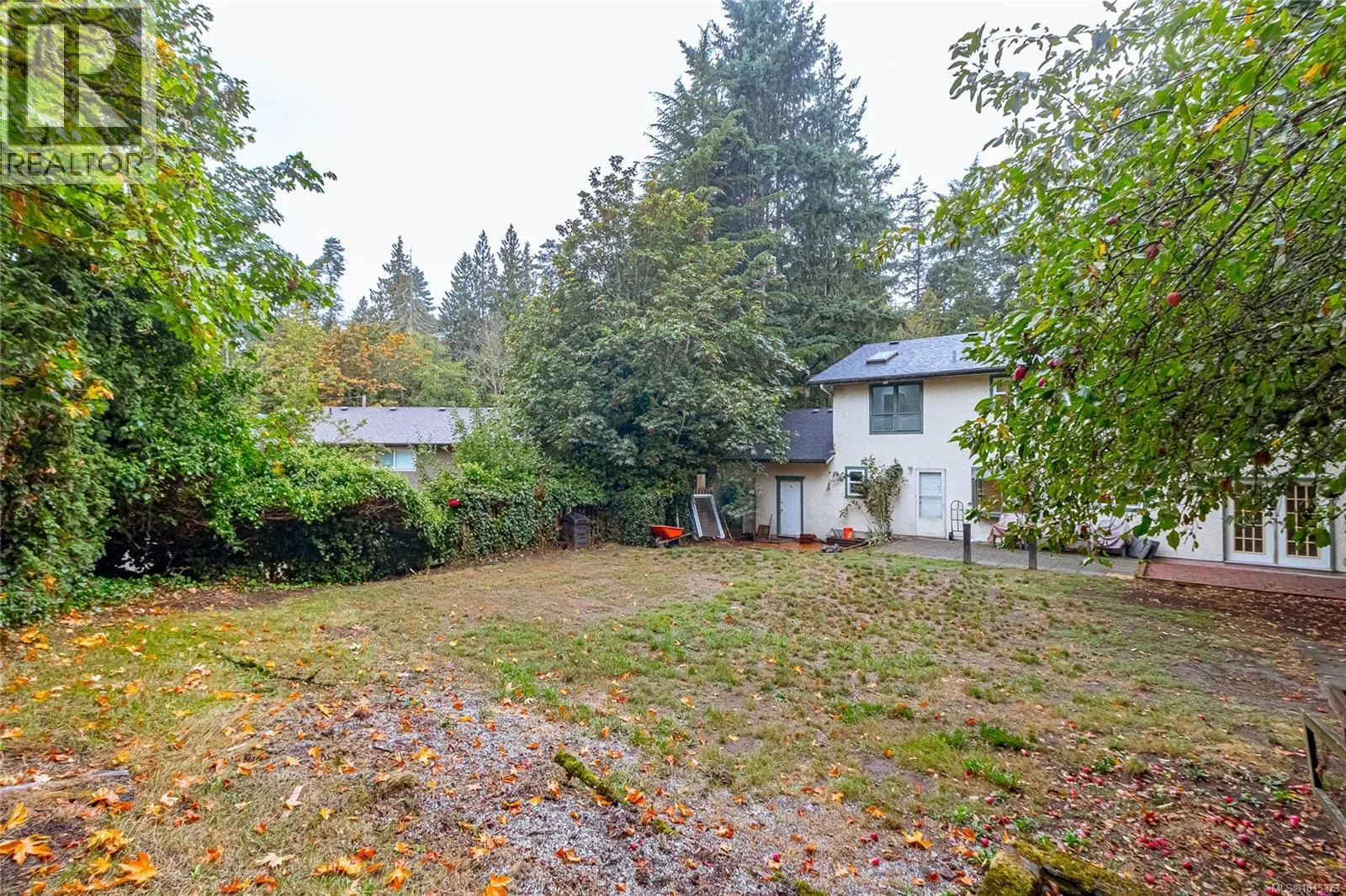 2548 Jeanine Dr
