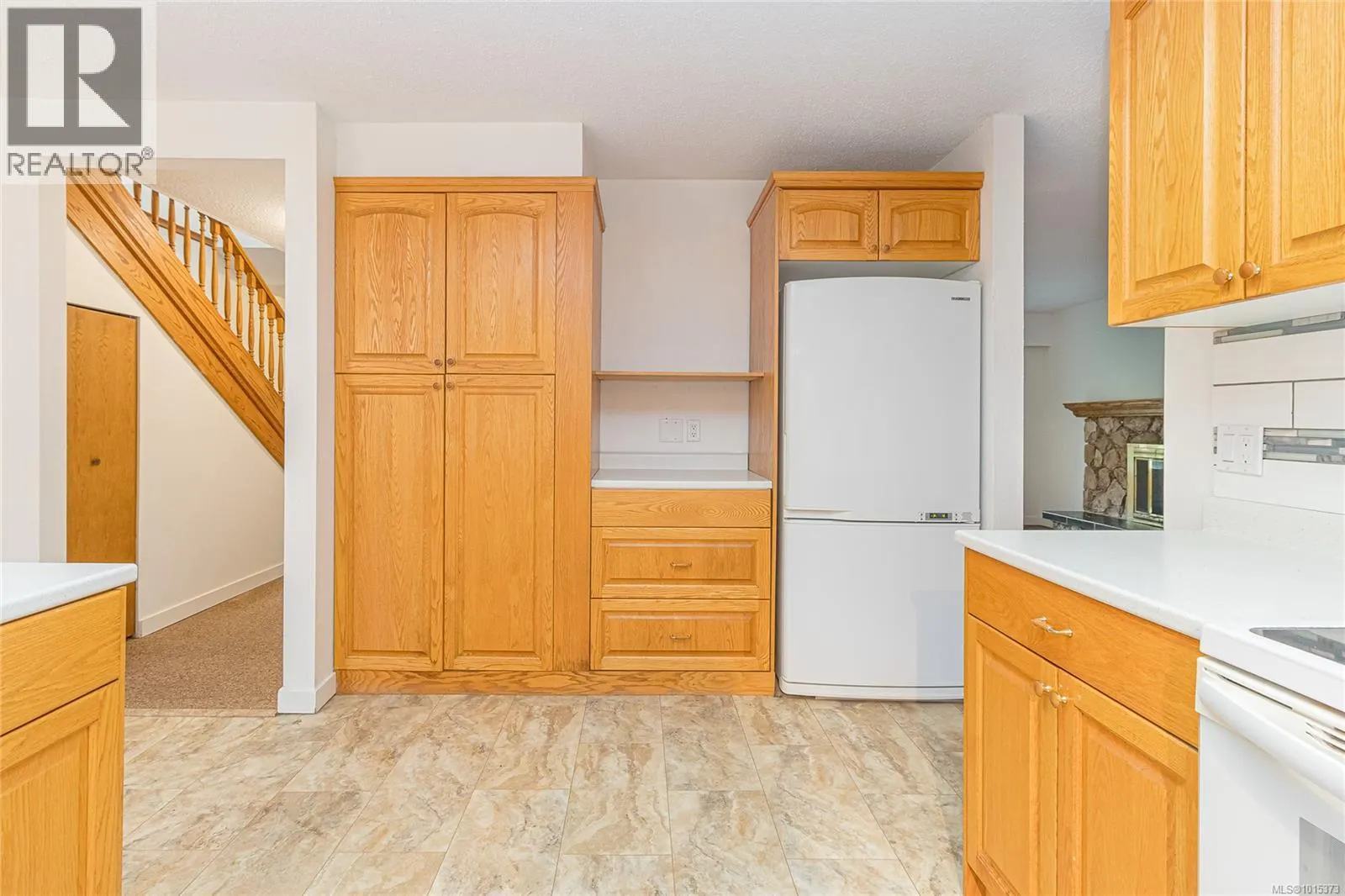 2548 Jeanine Dr