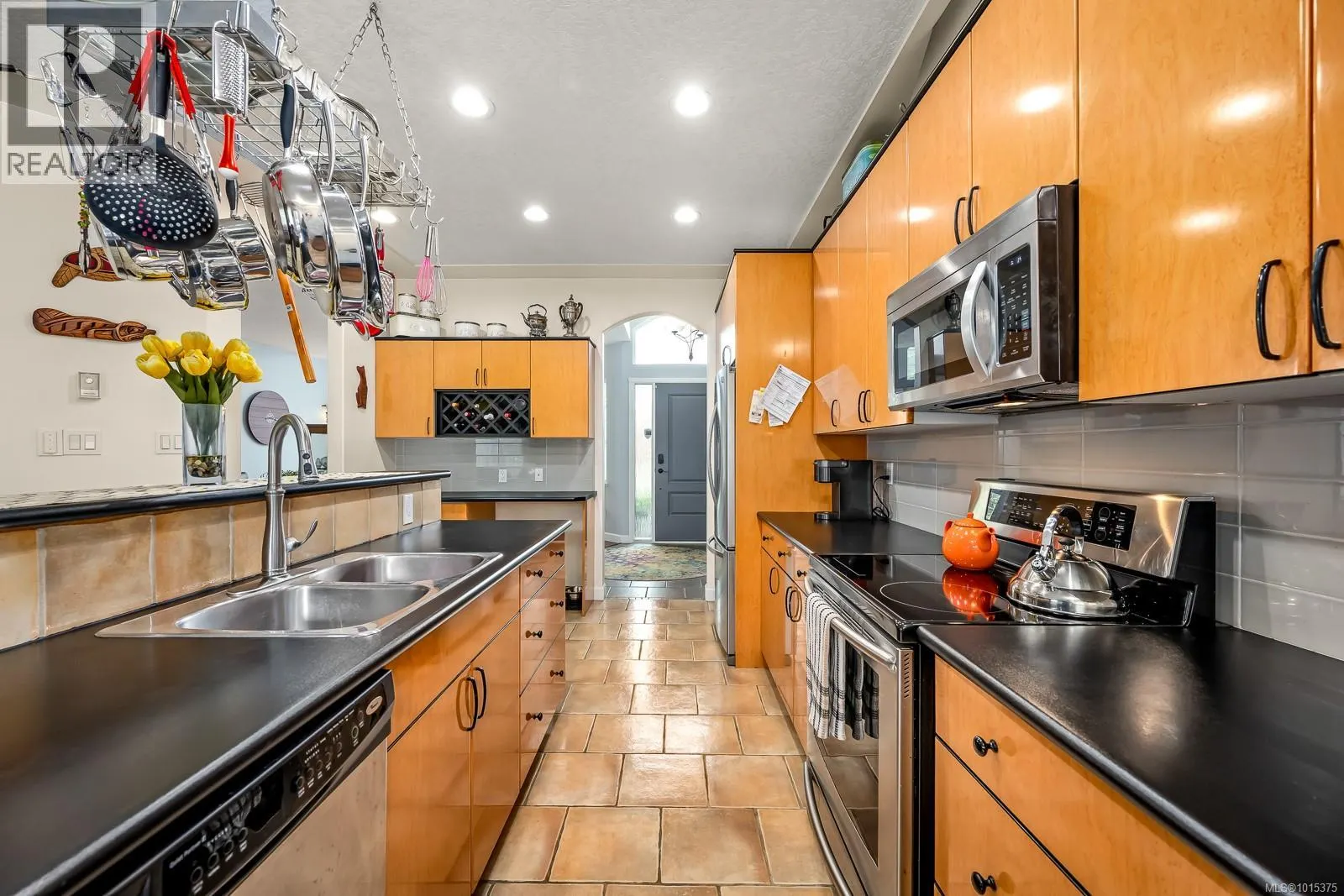 589 Monarch Dr