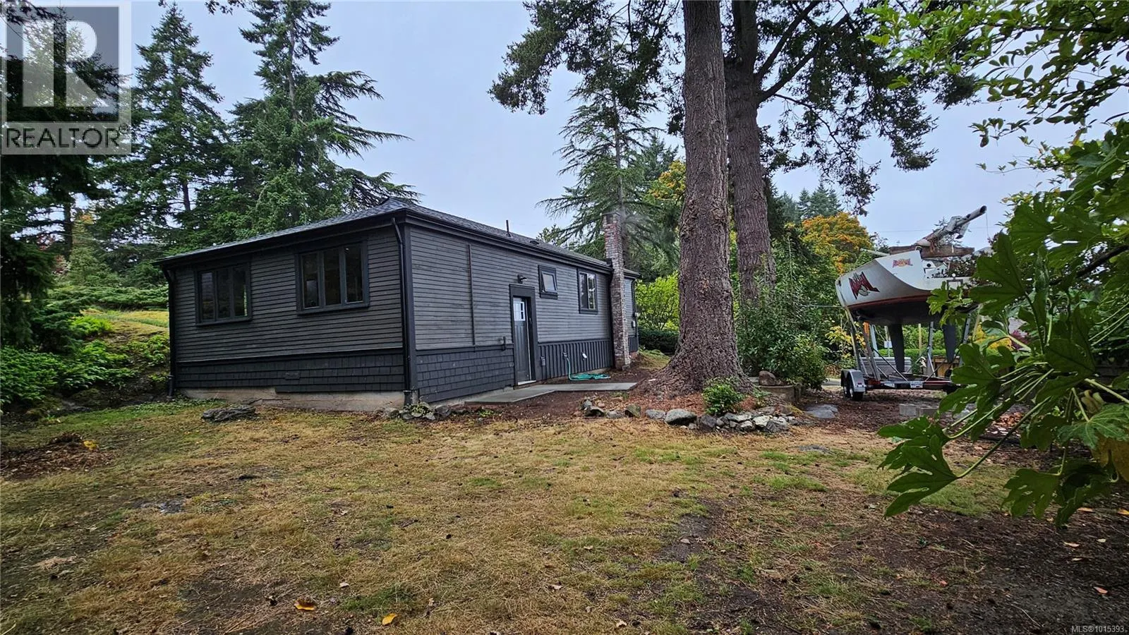 227 Stormont Rd
