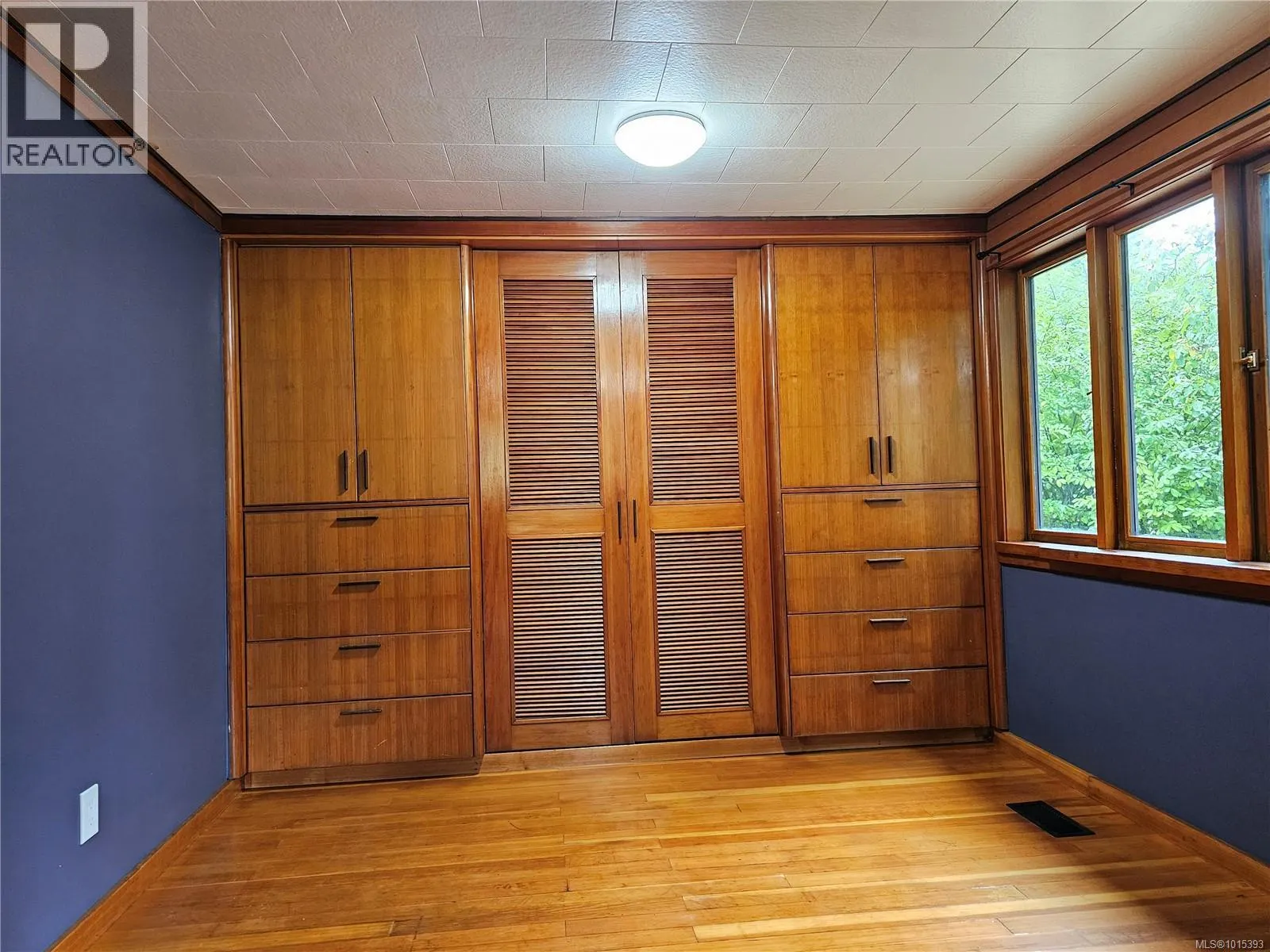 227 Stormont Rd
