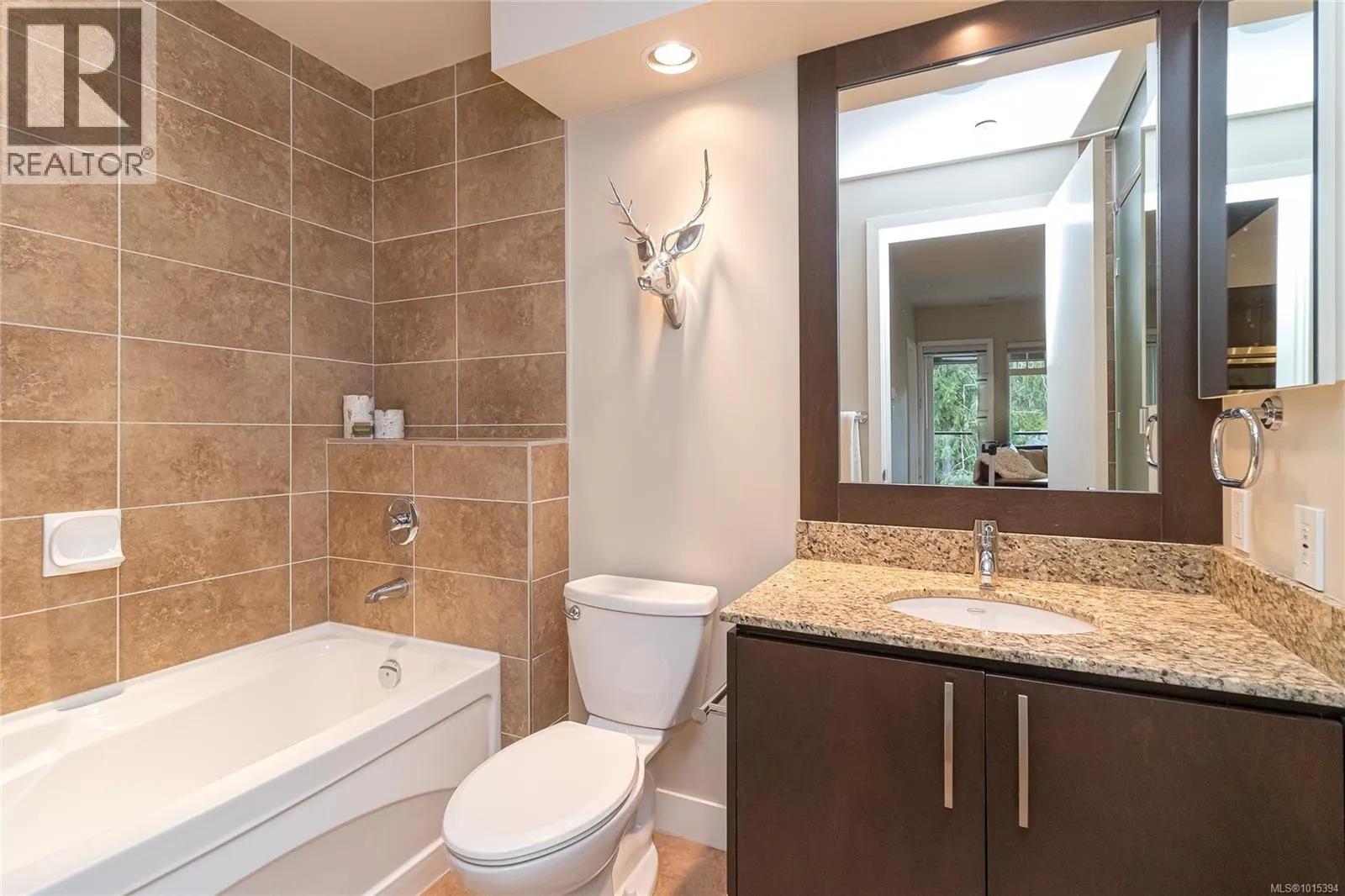 302 1395 Bear Mountain Pkwy
